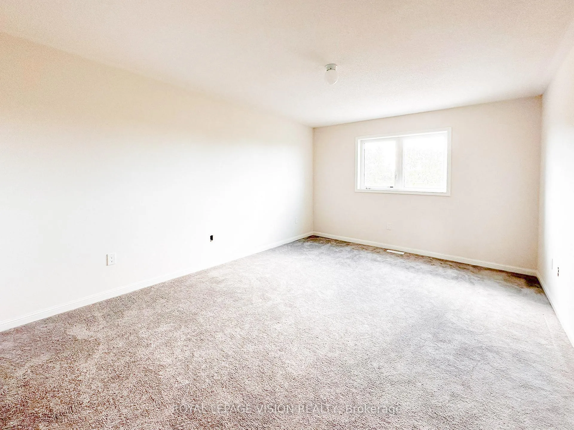 Photo 6 of 2611 Secreto Drive, Oshawa, Windfields — HOMEH