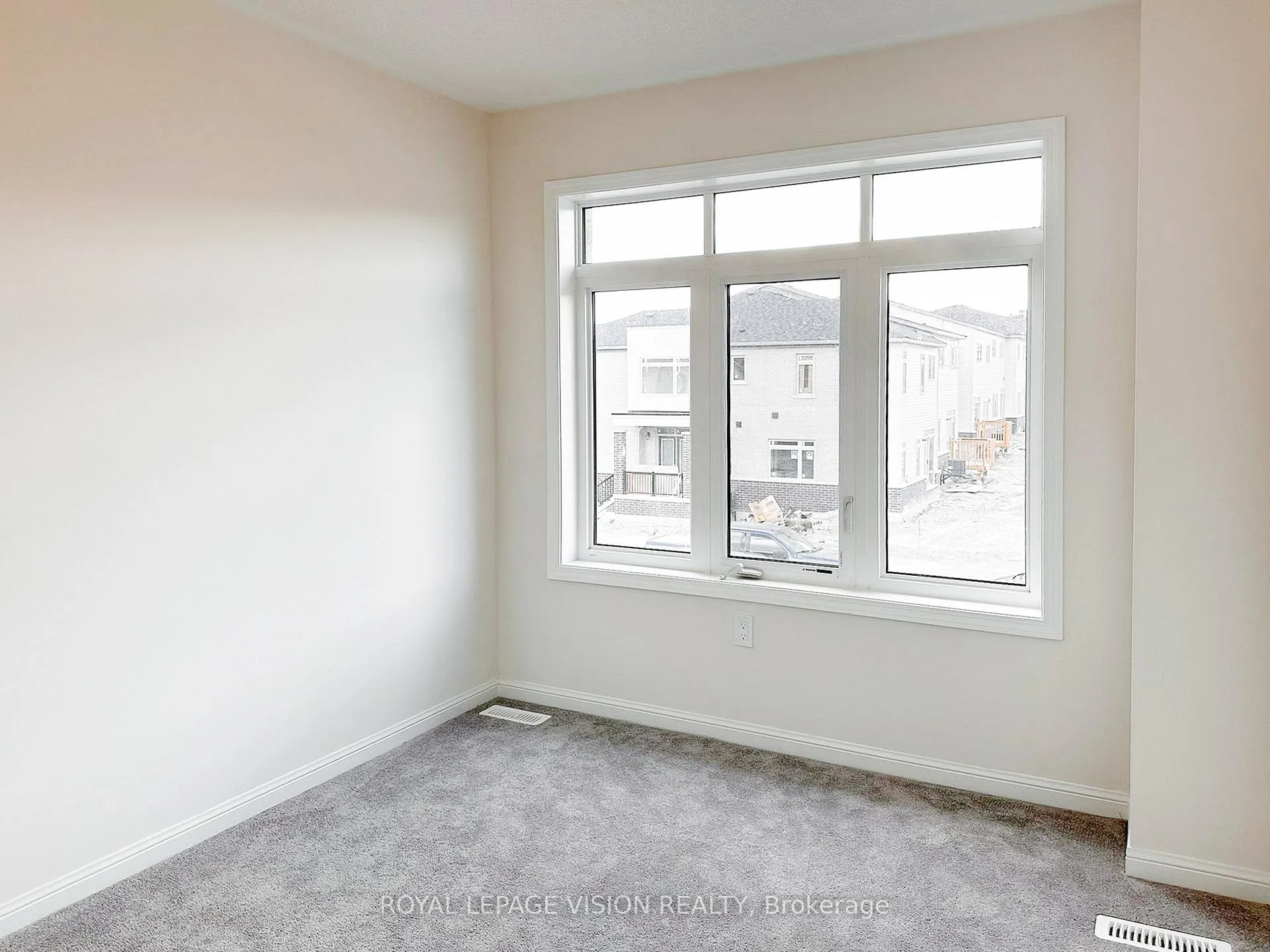 Photo 8 of 2611 Secreto Drive, Oshawa, Windfields — HOMEH