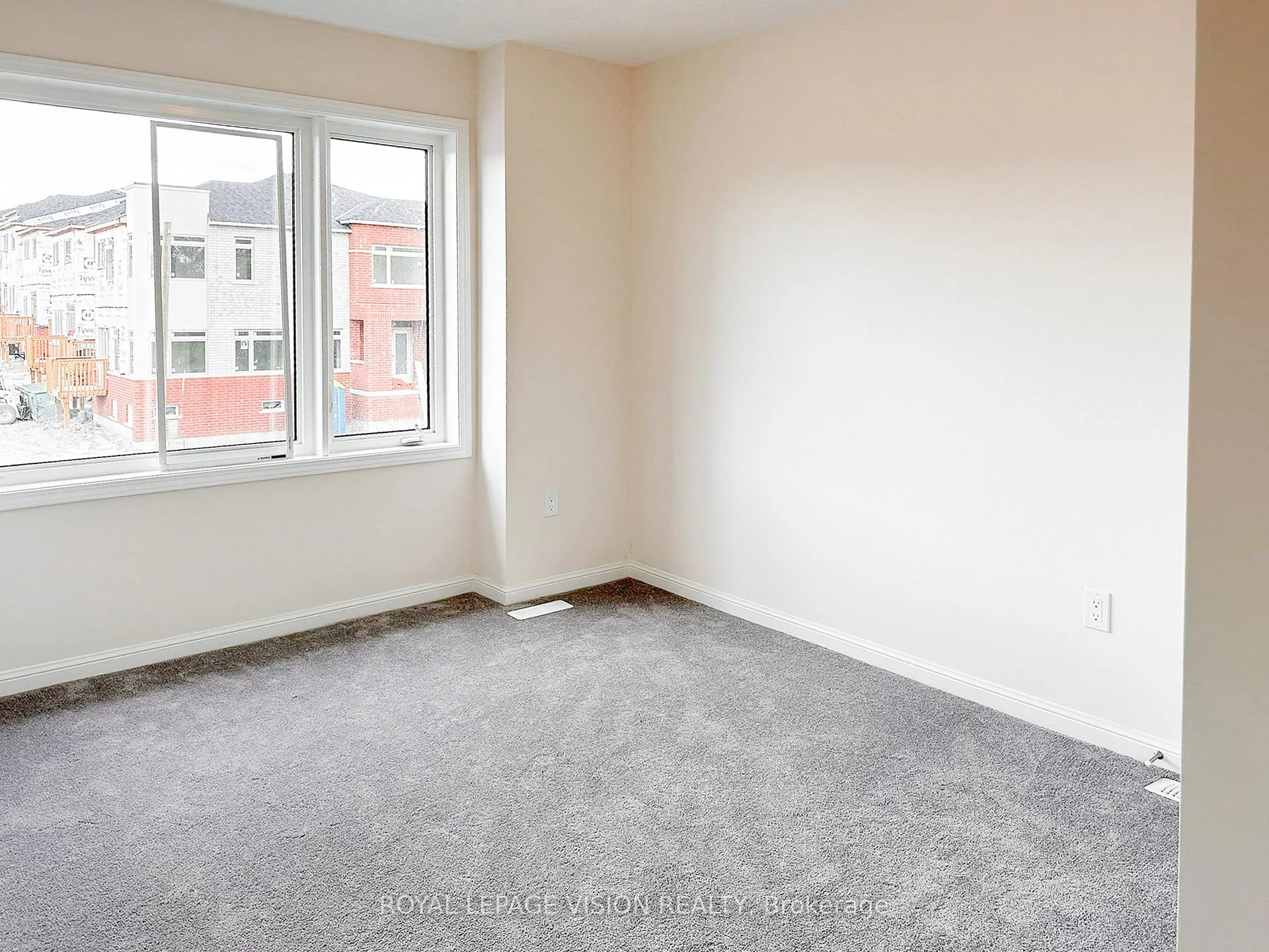 Photo 9 of 2611 Secreto Drive, Oshawa, Windfields — HOMEH