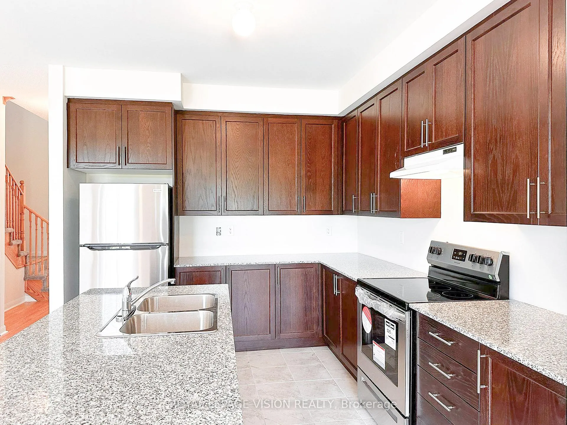 Photo 16 of 2611 Secreto Drive, Oshawa, Windfields — HOMEH