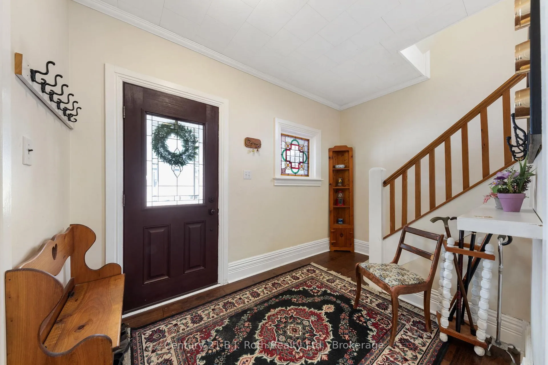Photo 9 of 347 Second Street, Midland — HOMEH