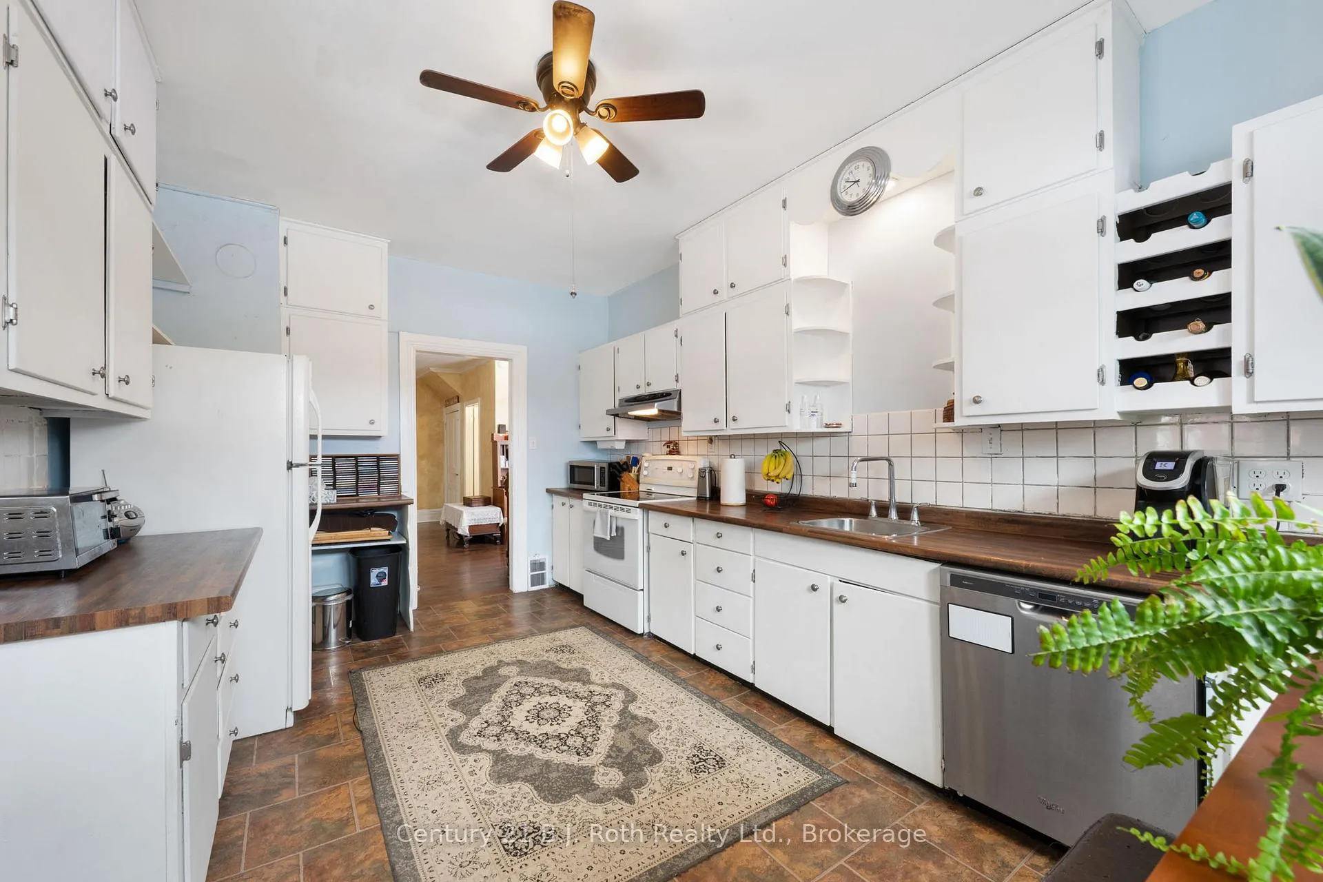 Photo 13 of 347 Second Street, Midland — HOMEH