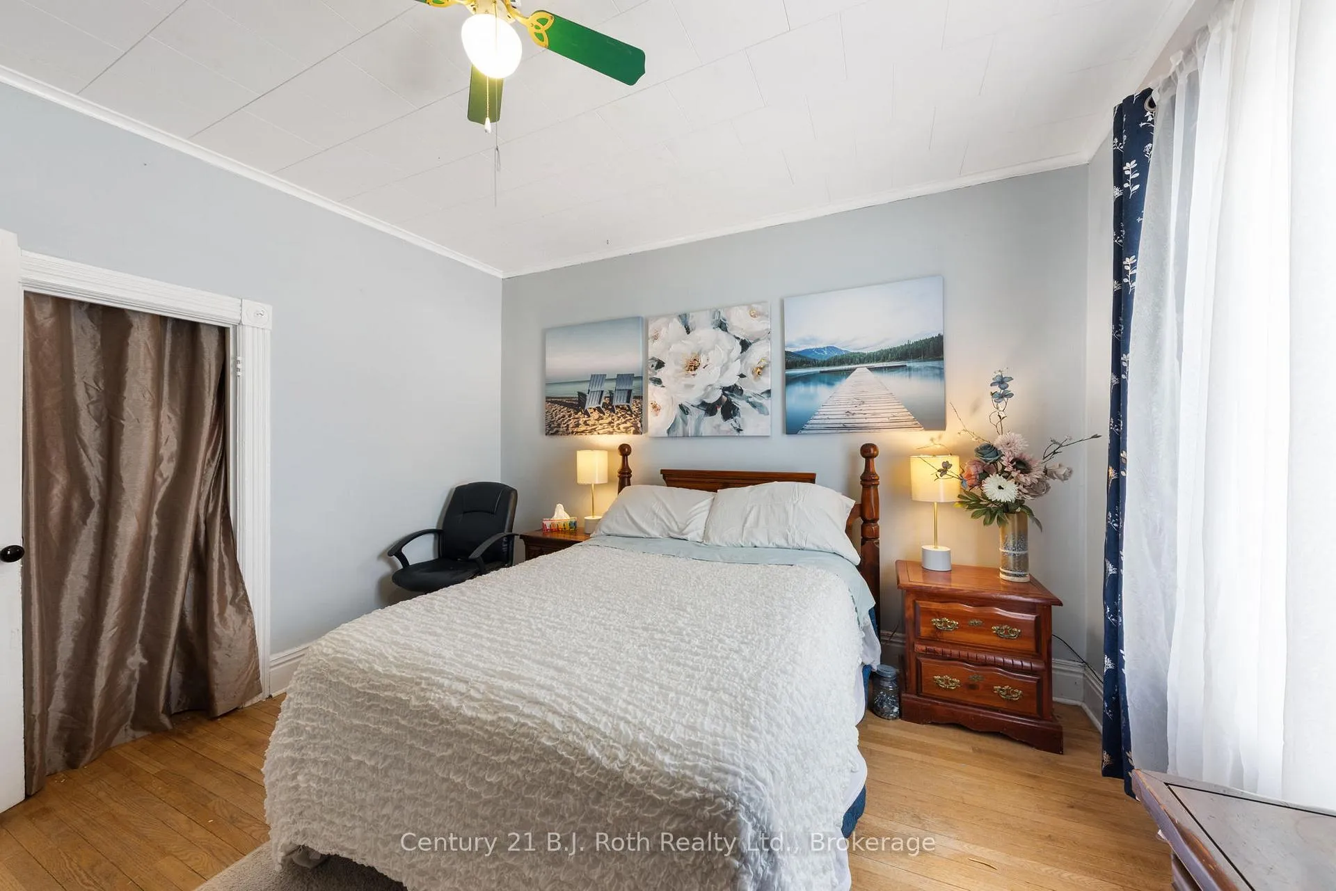 Photo 19 of 347 Second Street, Midland — HOMEH