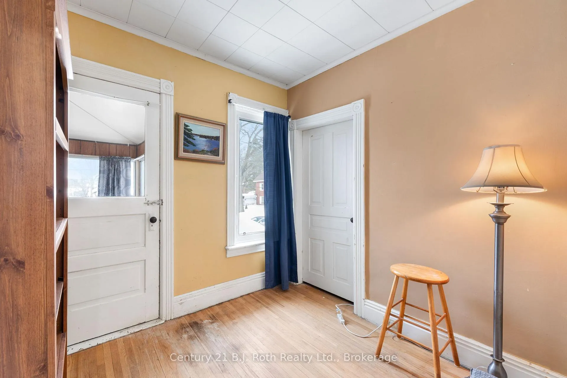 Photo 20 of 347 Second Street, Midland — HOMEH