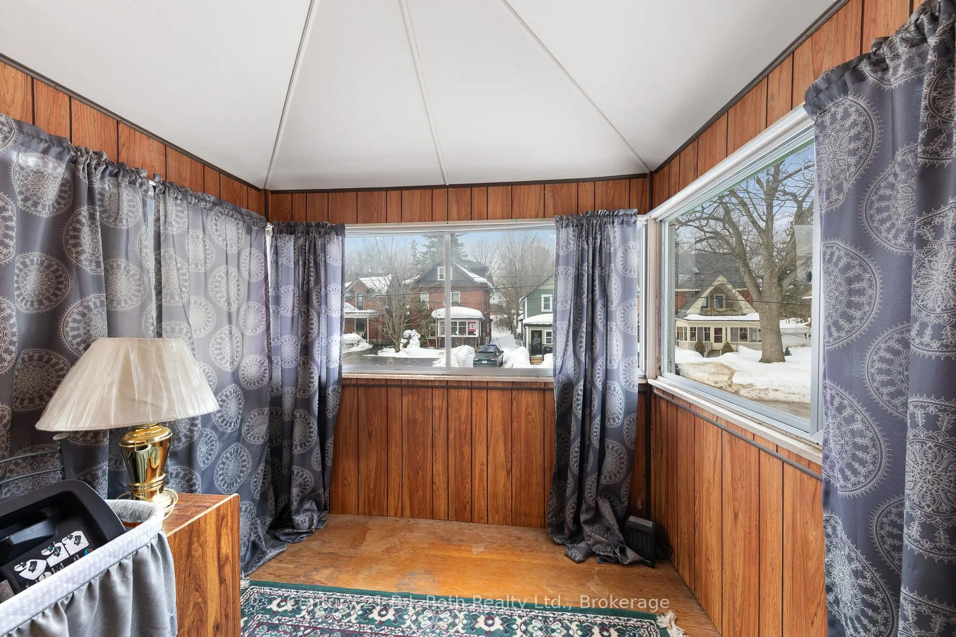 Photo 21 of 347 Second Street, Midland — HOMEH