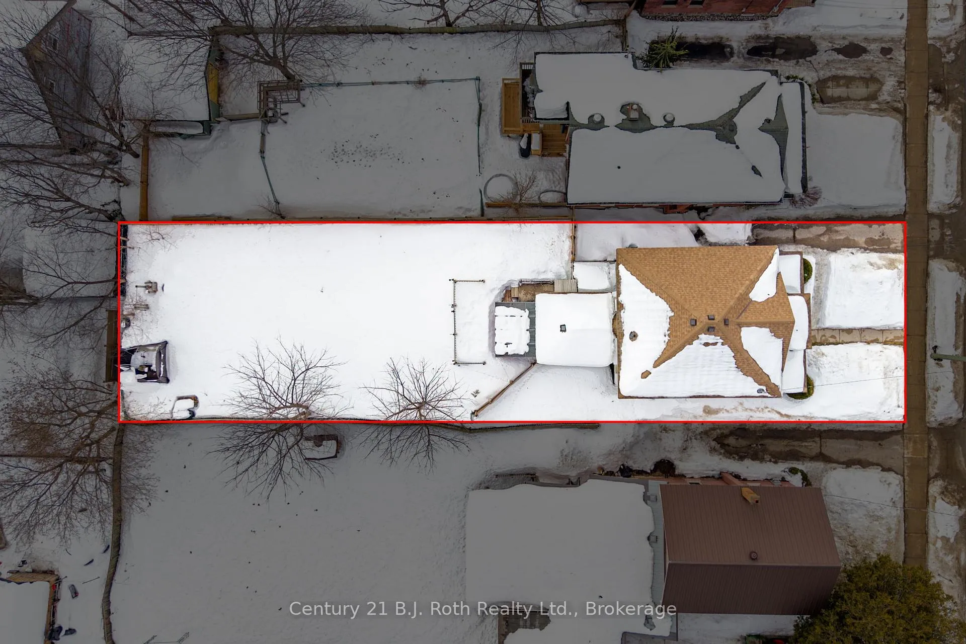 Photo 32 of 347 Second Street, Midland — HOMEH