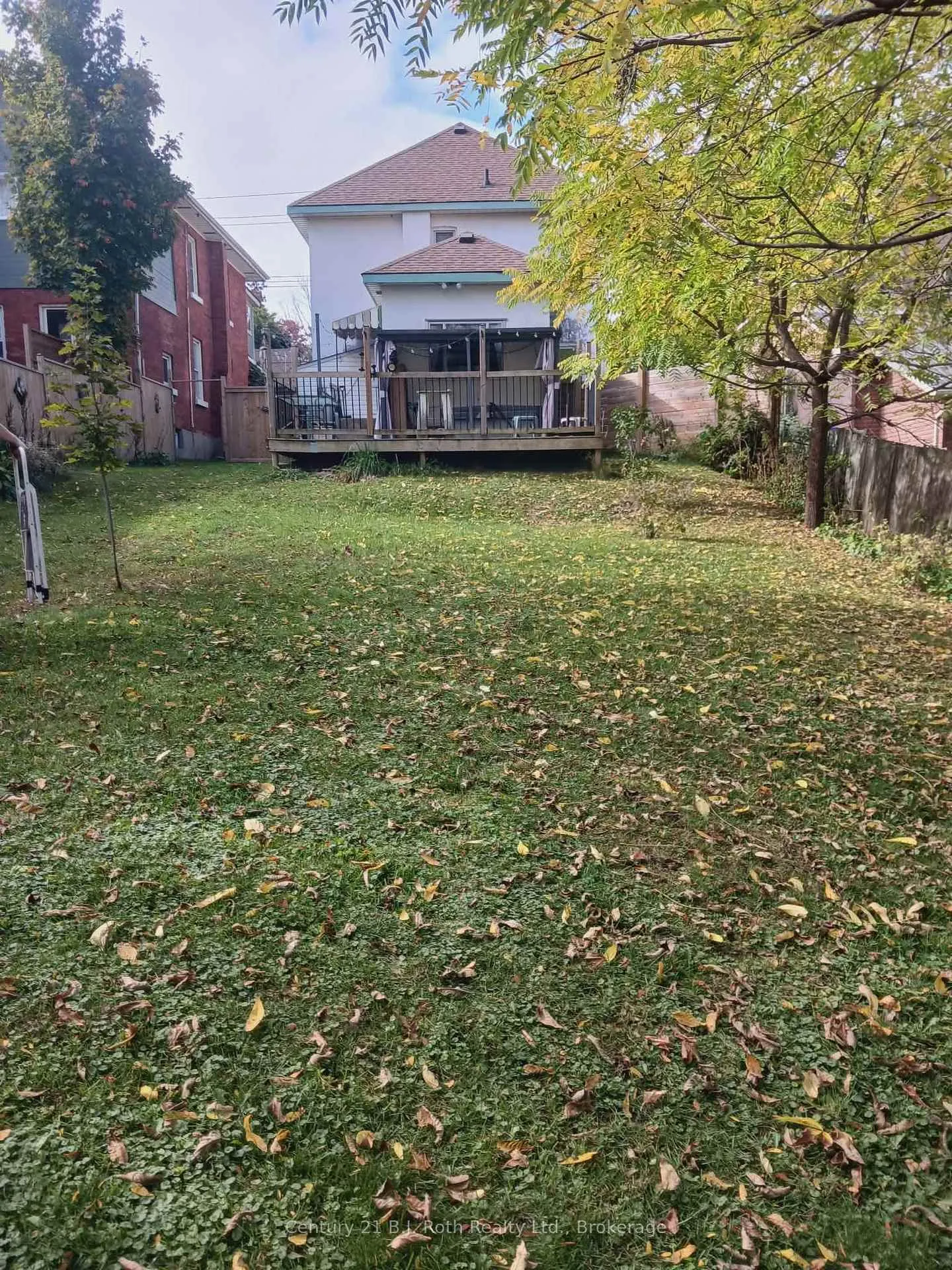 Photo 37 of 347 Second Street, Midland — HOMEH