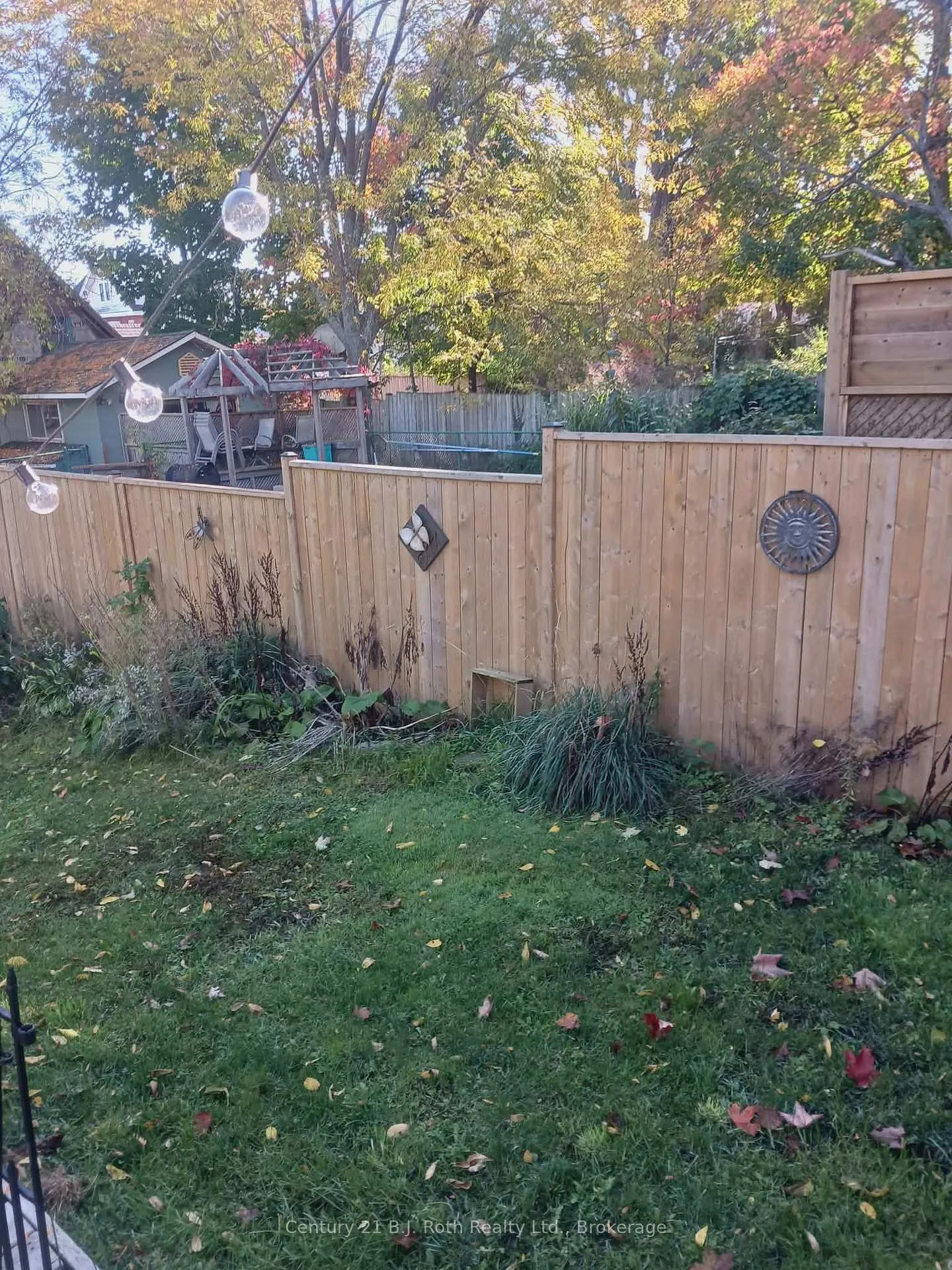 Photo 40 of 347 Second Street, Midland — HOMEH