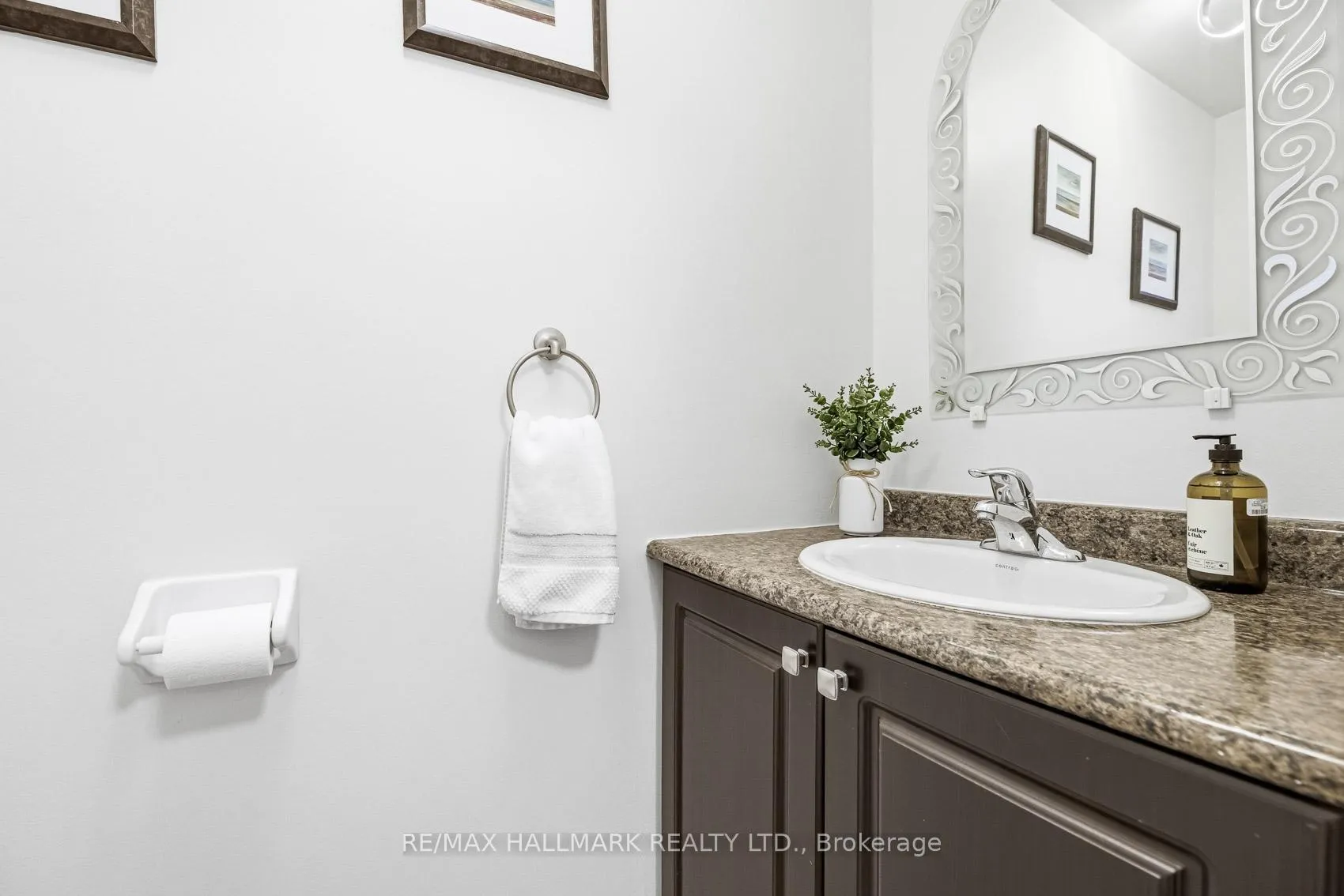 Photo 18 of 71 Robinson Crescent, Whitby, Pringle Creek — HOMEH