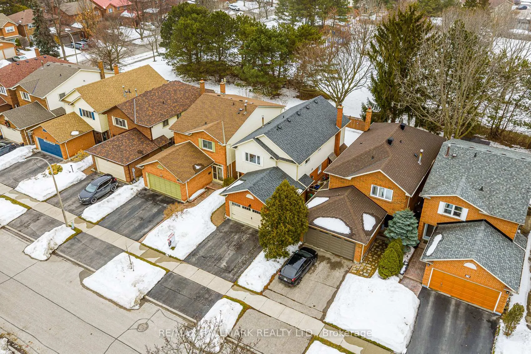 Photo 39 of 71 Robinson Crescent, Whitby, Pringle Creek — HOMEH