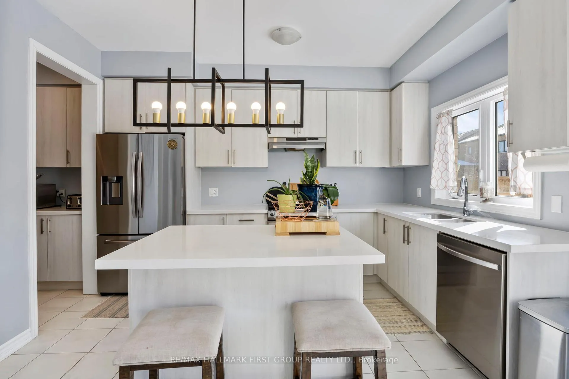 Photo 14 of 307 Northglen Boulevard, Clarington, Bowmanville — HOMEH