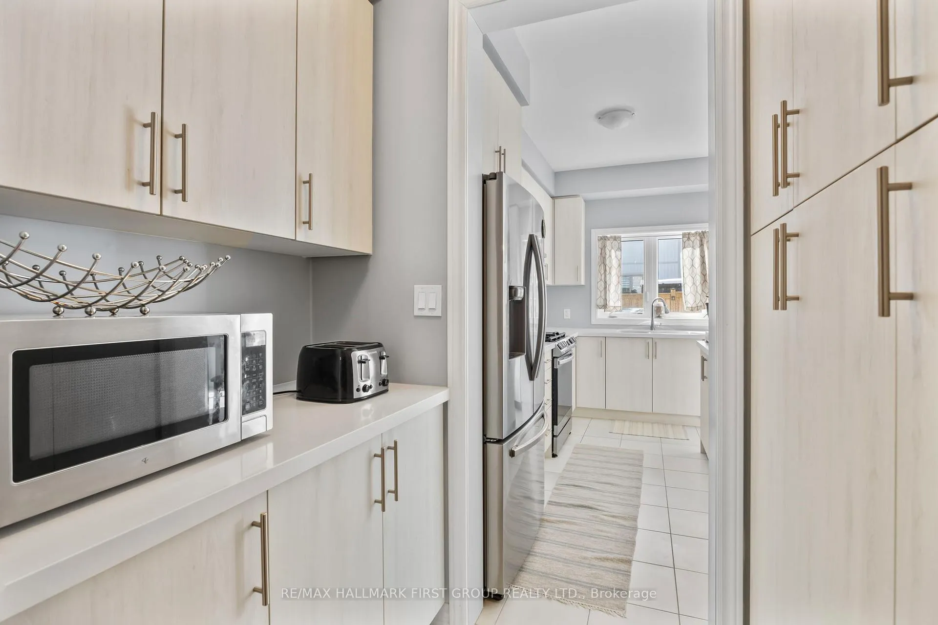 Photo 15 of 307 Northglen Boulevard, Clarington, Bowmanville — HOMEH
