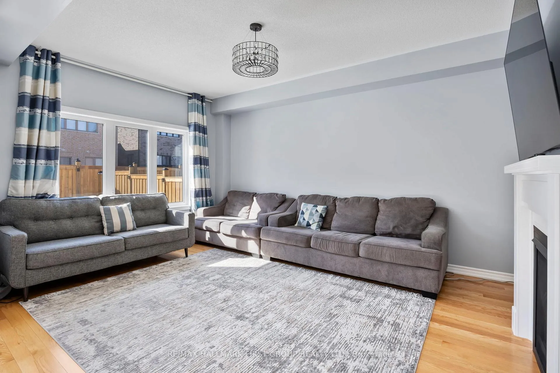 Photo 19 of 307 Northglen Boulevard, Clarington, Bowmanville — HOMEH