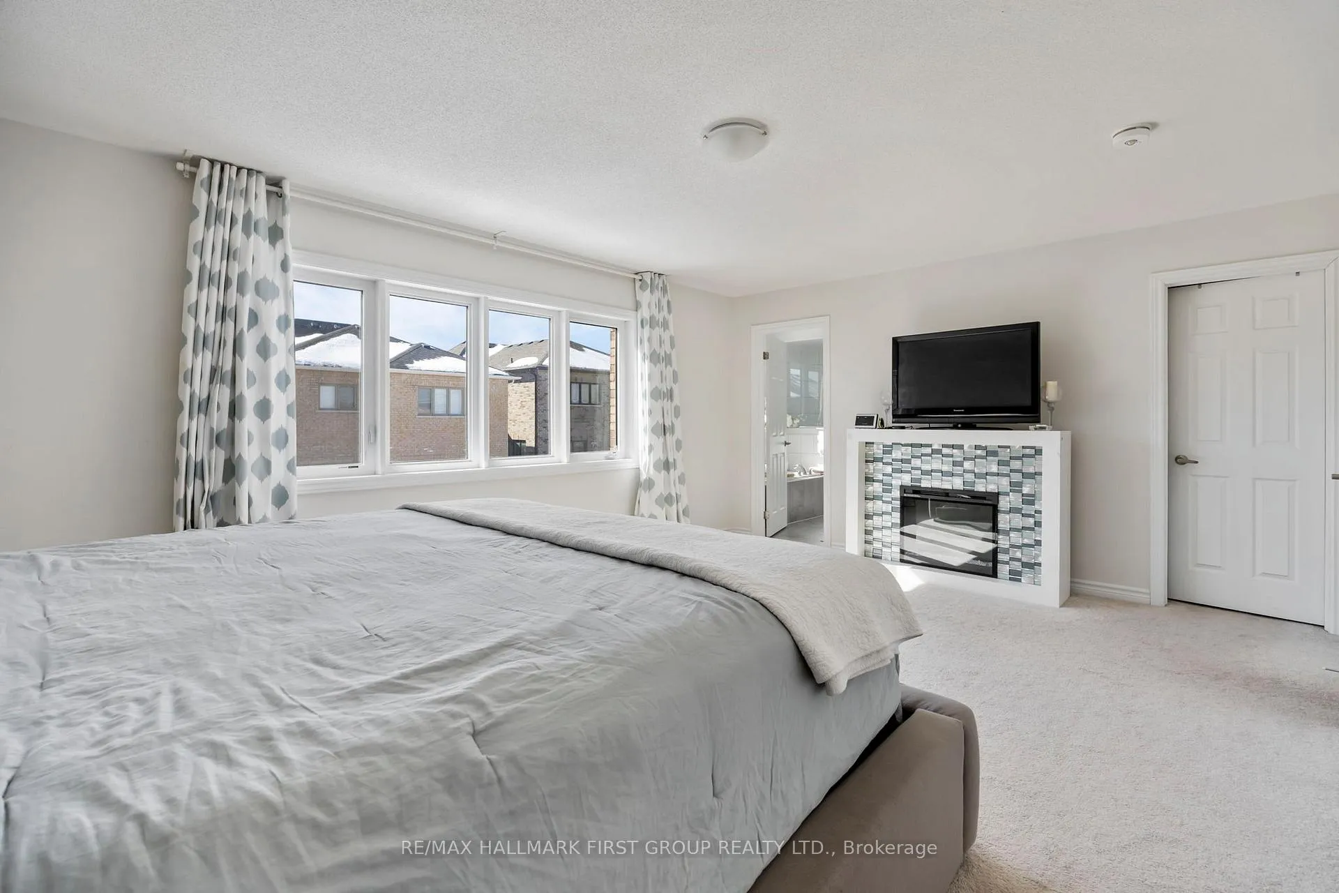 Photo 29 of 307 Northglen Boulevard, Clarington, Bowmanville — HOMEH