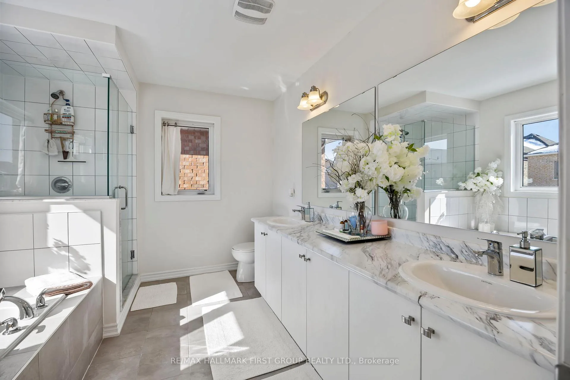 Photo 31 of 307 Northglen Boulevard, Clarington, Bowmanville — HOMEH