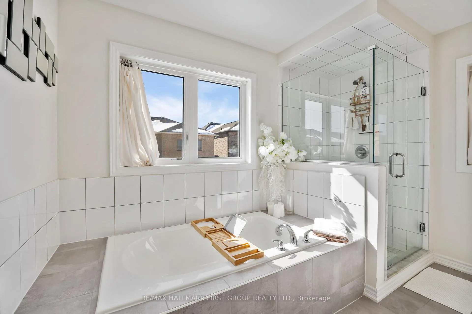Photo 32 of 307 Northglen Boulevard, Clarington, Bowmanville — HOMEH