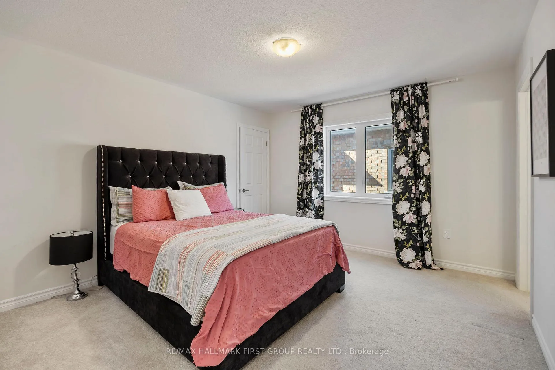 Photo 36 of 307 Northglen Boulevard, Clarington, Bowmanville — HOMEH