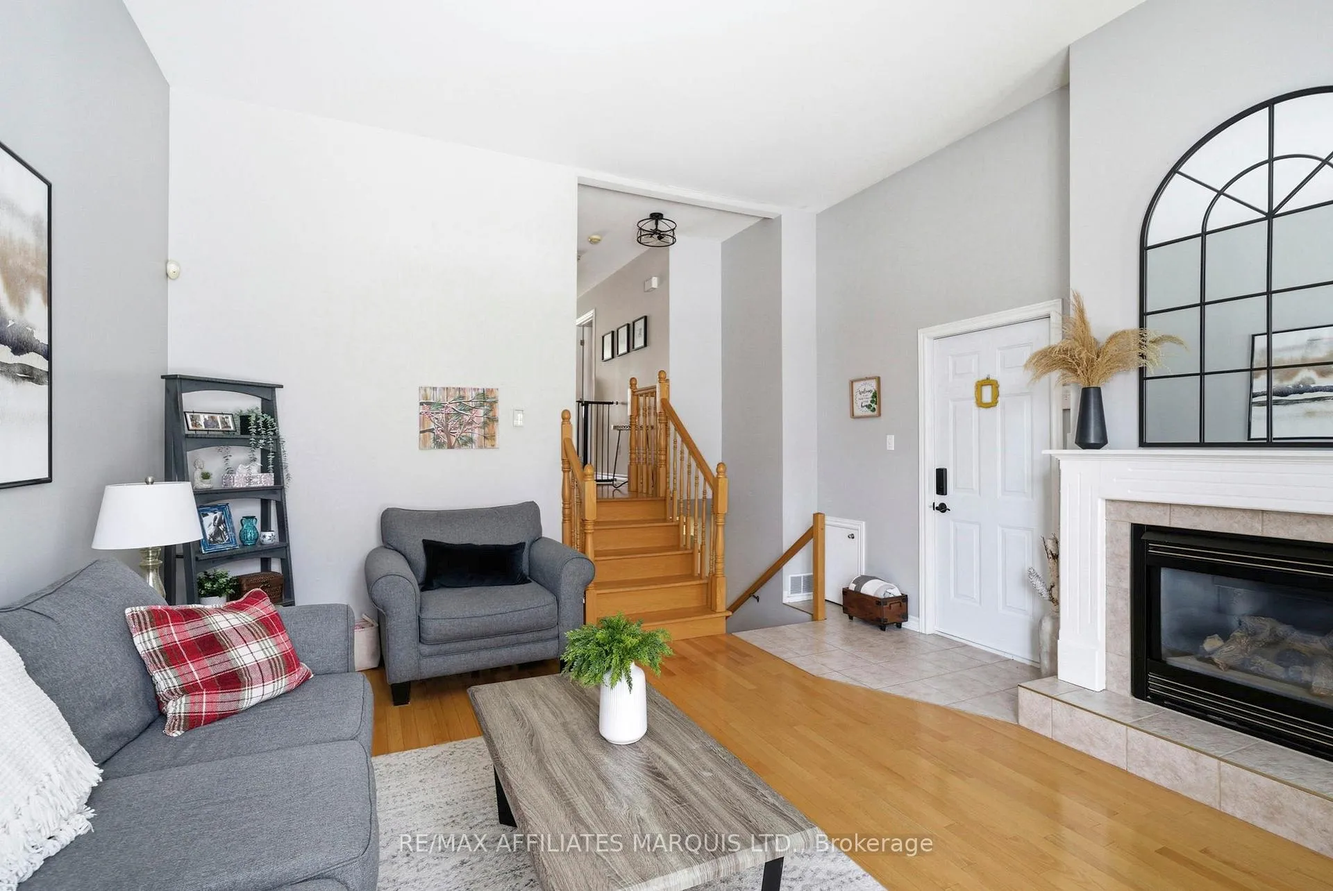 Photo 6 of 2340 Emily Crescent, Cornwall — HOMEH