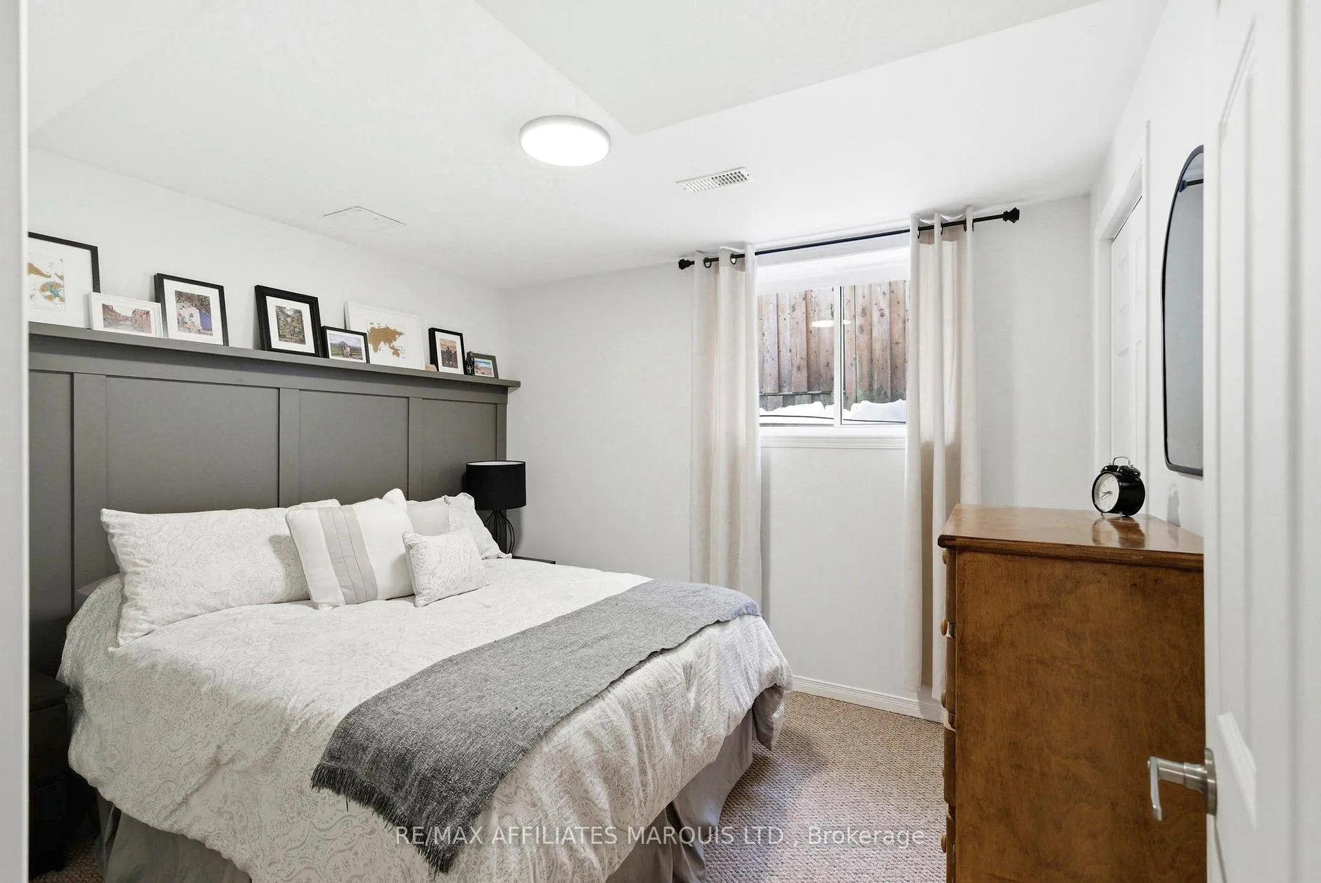Photo 24 of 2340 Emily Crescent, Cornwall — HOMEH