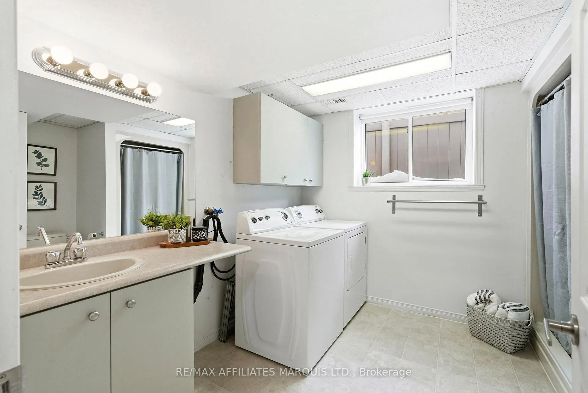 Photo 26 of 2340 Emily Crescent, Cornwall — HOMEH