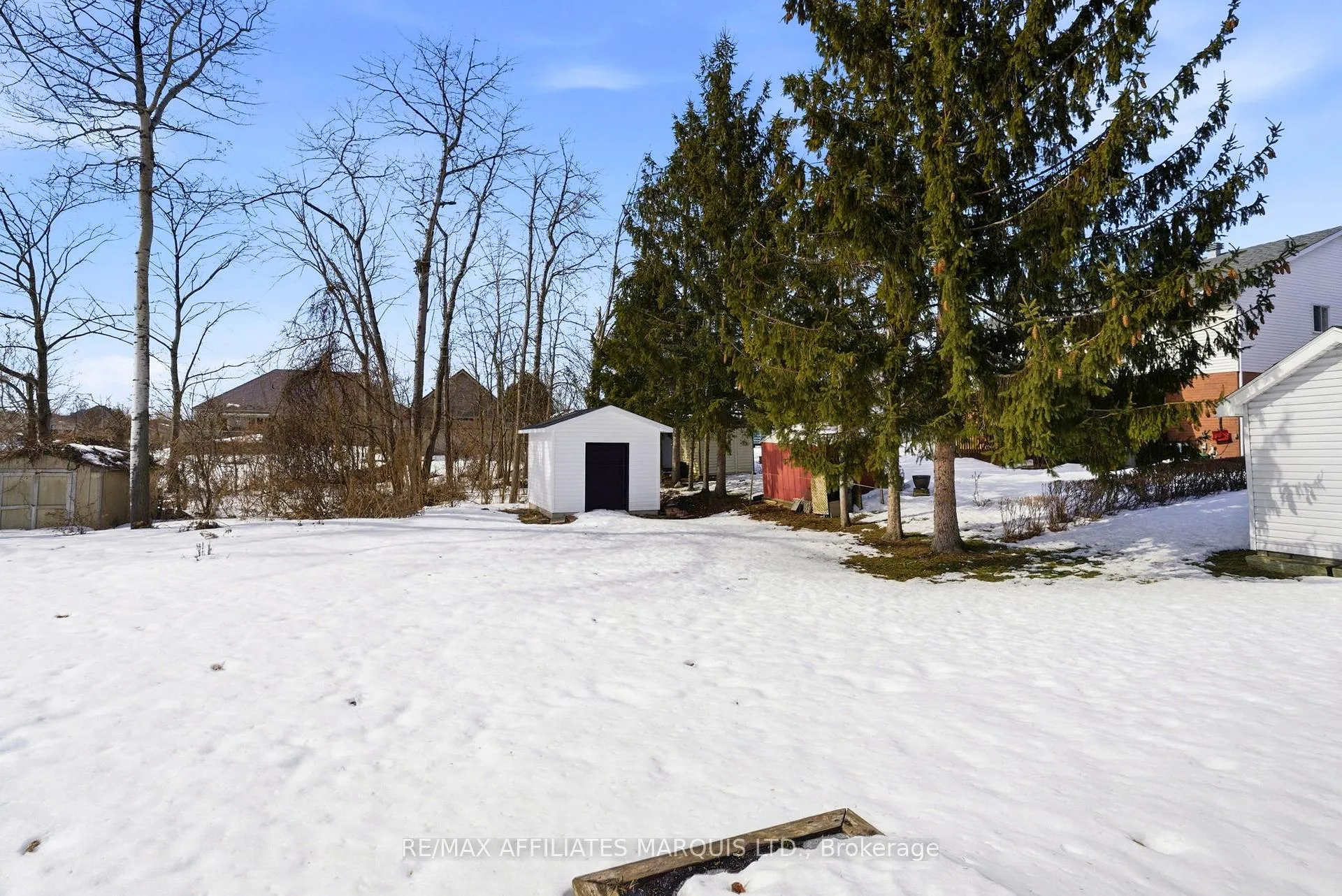 Photo 29 of 2340 Emily Crescent, Cornwall — HOMEH