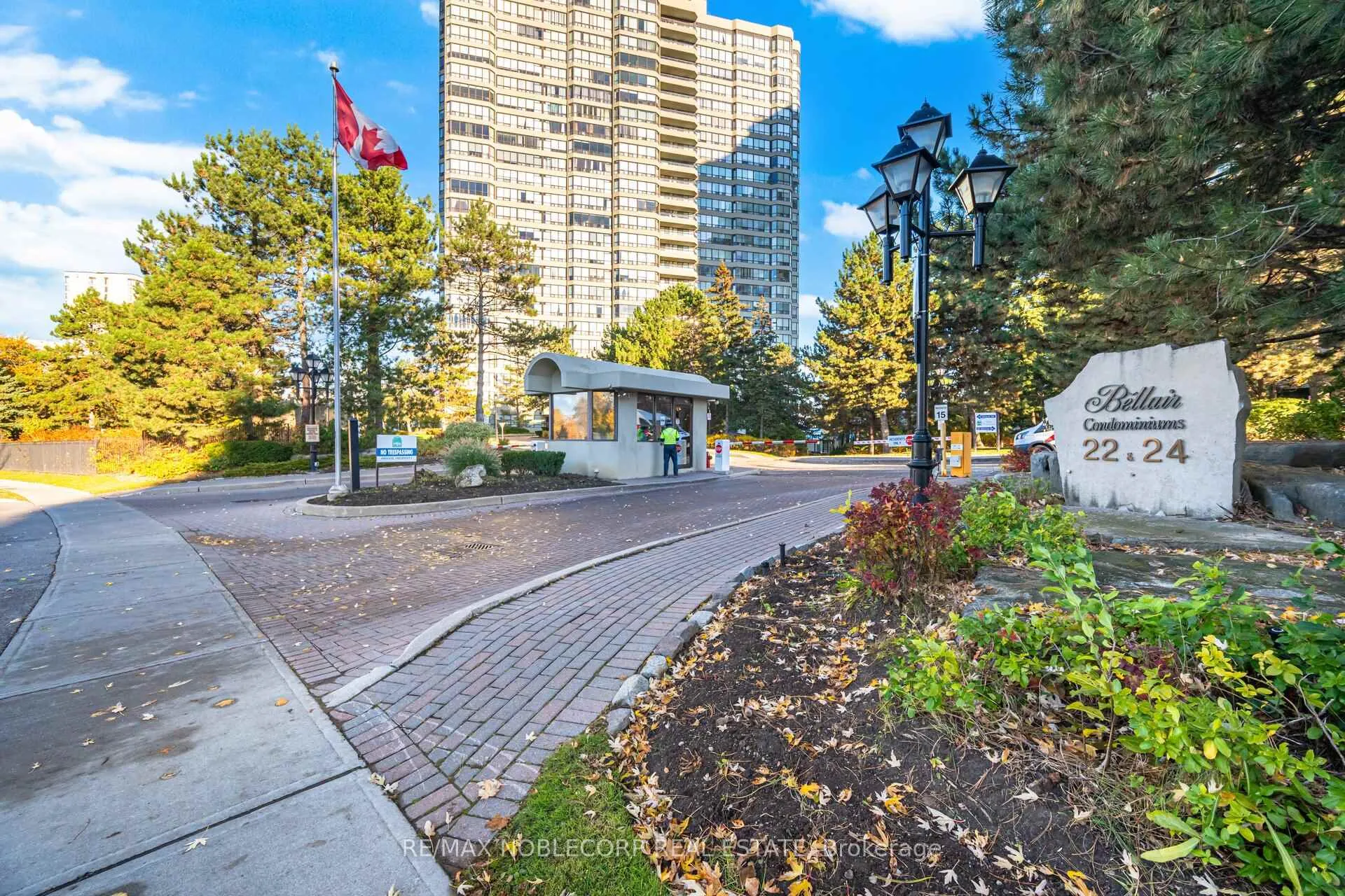Photo 2 of Unit 1107, 22 Hanover Road, Brampton, Queen Street Corridor — HOMEH
