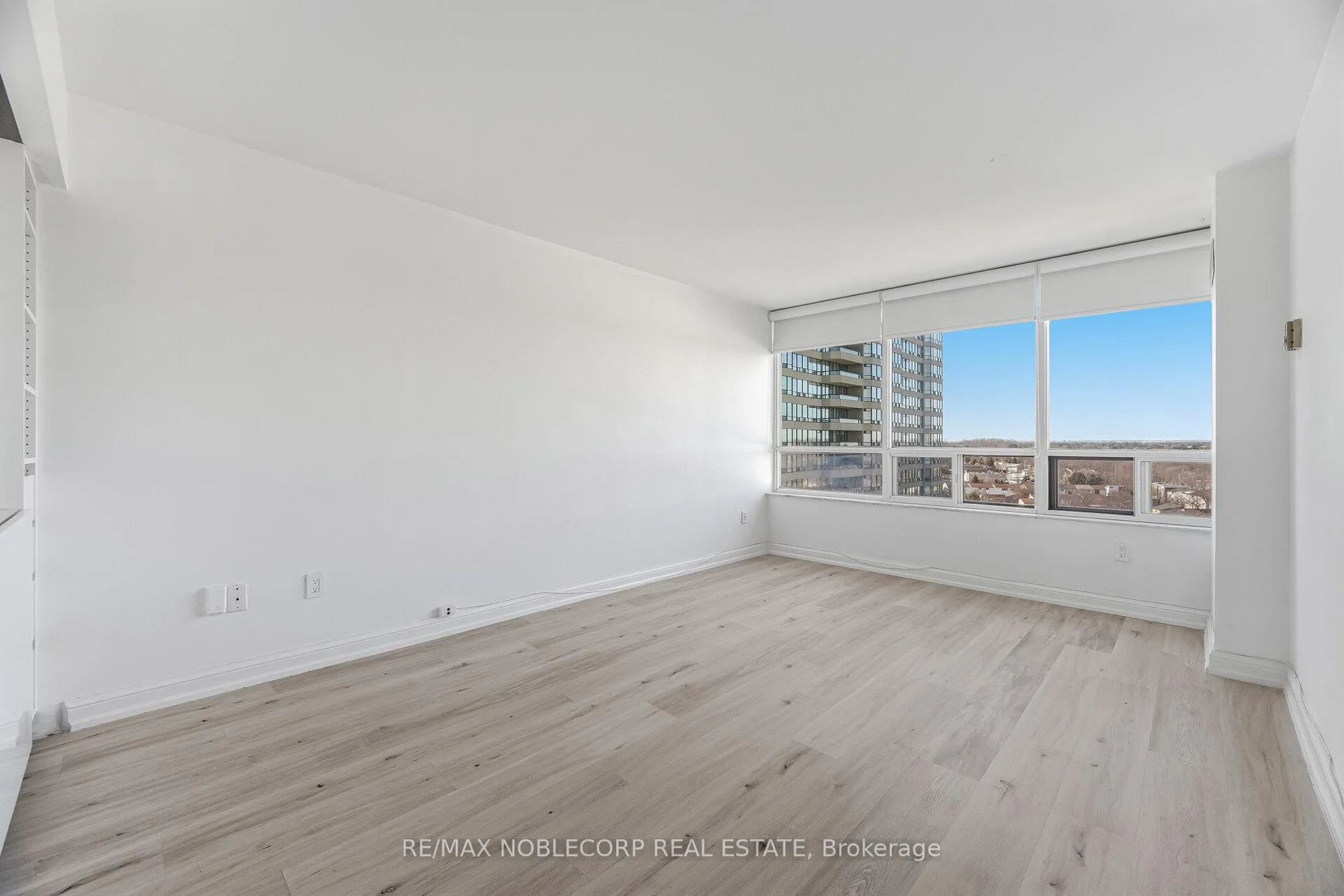 Photo 17 of Unit 1107, 22 Hanover Road, Brampton, Queen Street Corridor — HOMEH