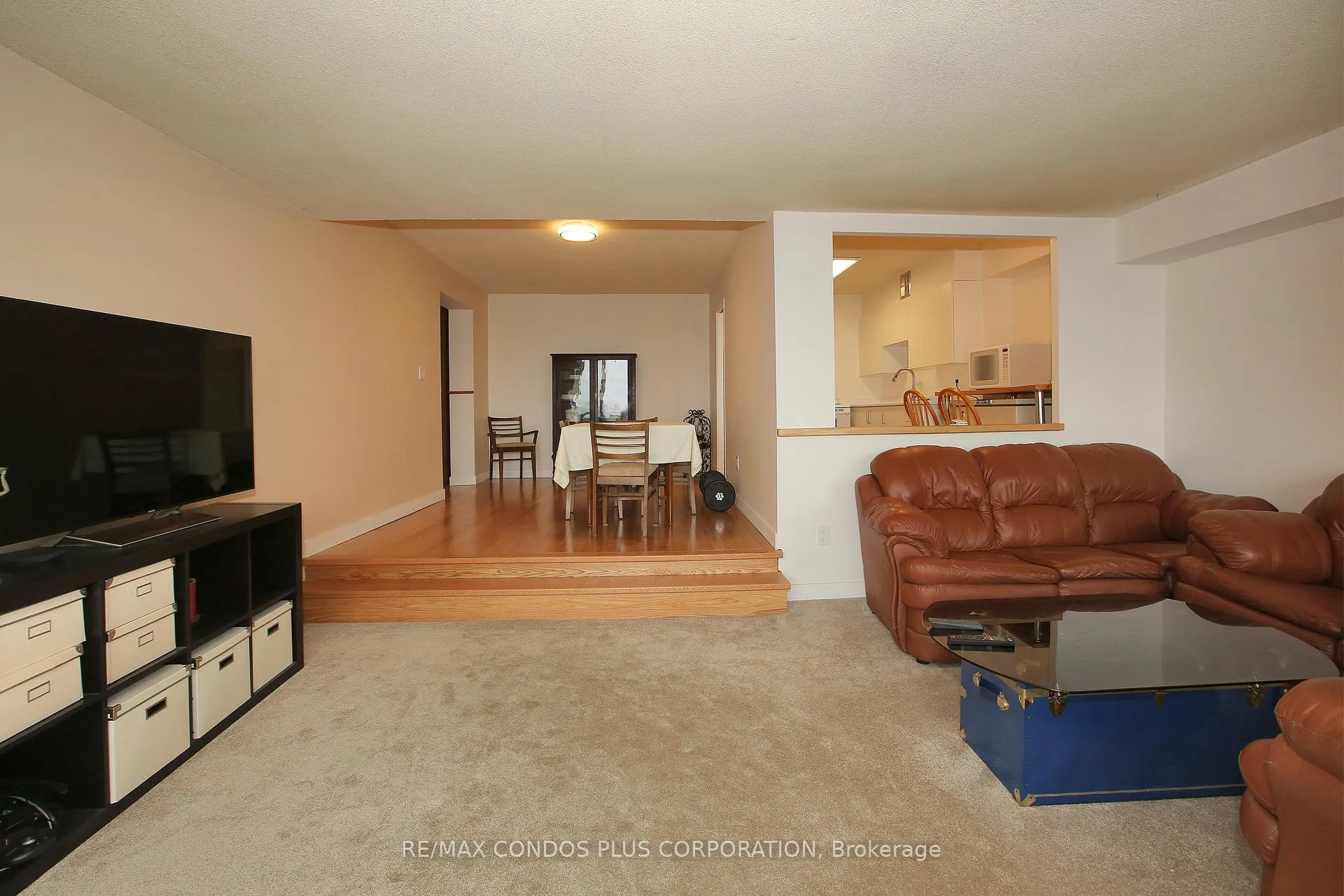 Photo 3 of Unit 1605, 260 Scarlett Road, Toronto, Rockcliffe-Smythe — HOMEH
