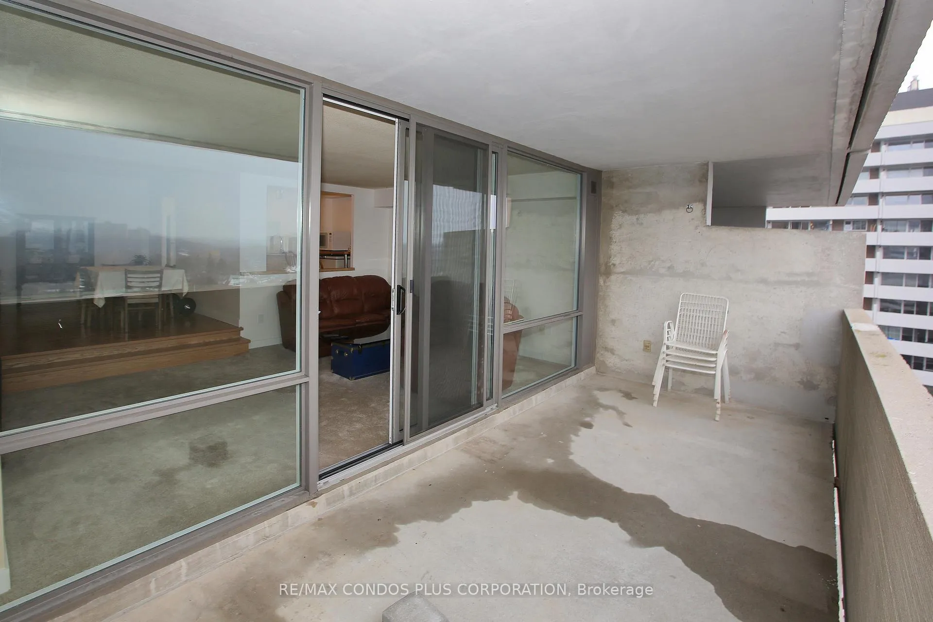 Photo 23 of Unit 1605, 260 Scarlett Road, Toronto, Rockcliffe-Smythe — HOMEH