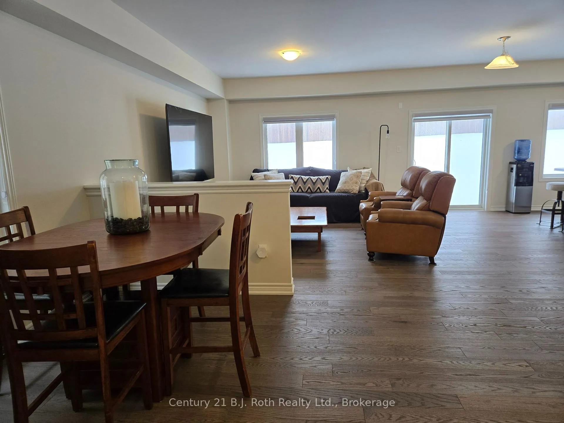 Photo 5 of 305 McEachern Lane, Gravenhurst, Muskoka (S) — HOMEH