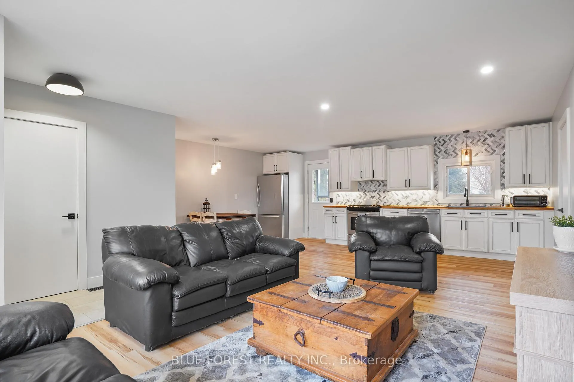 Photo 6 of 218 Maple Street, West Elgin, West Lorne — HOMEH