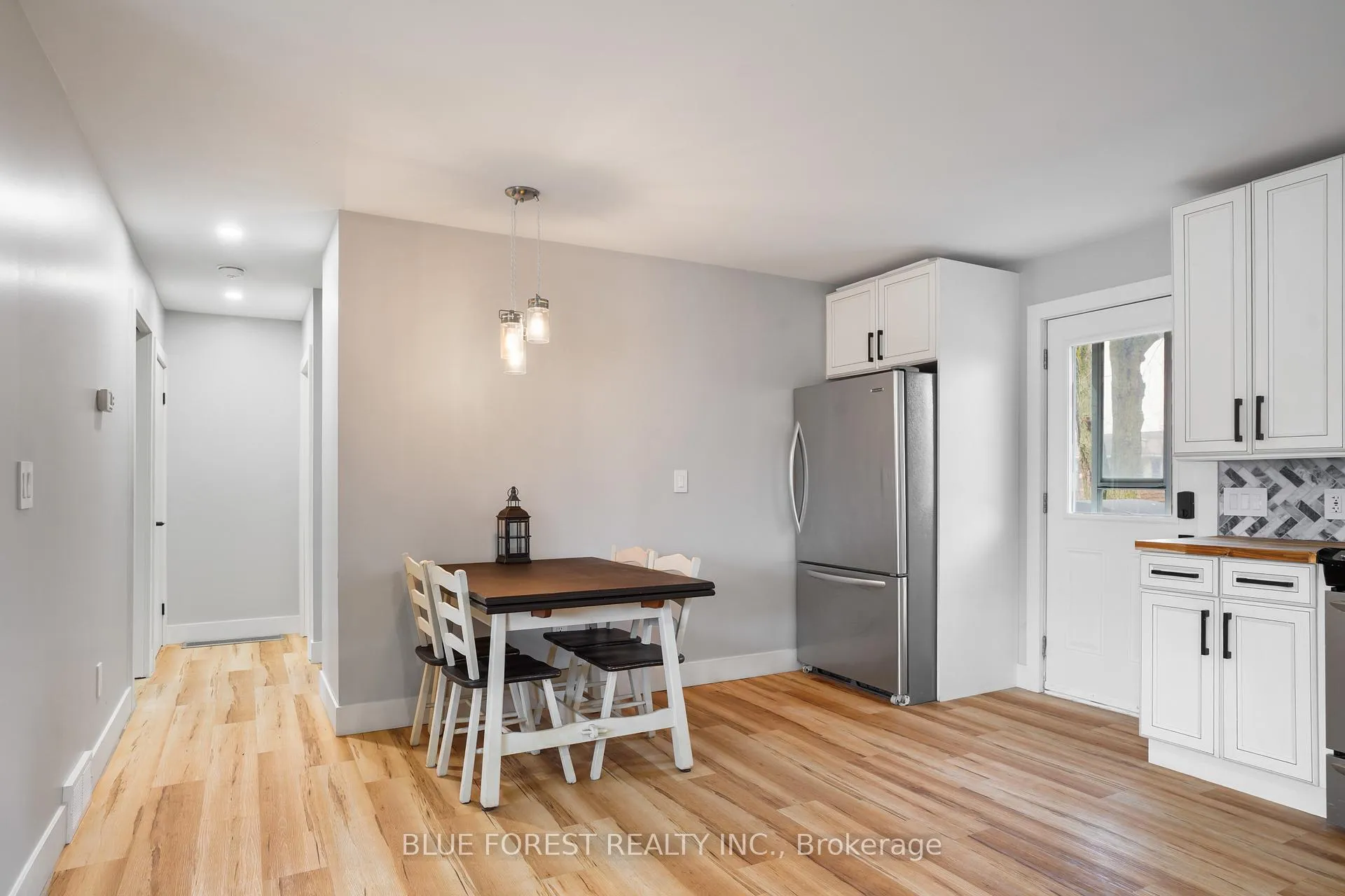 Photo 11 of 218 Maple Street, West Elgin, West Lorne — HOMEH