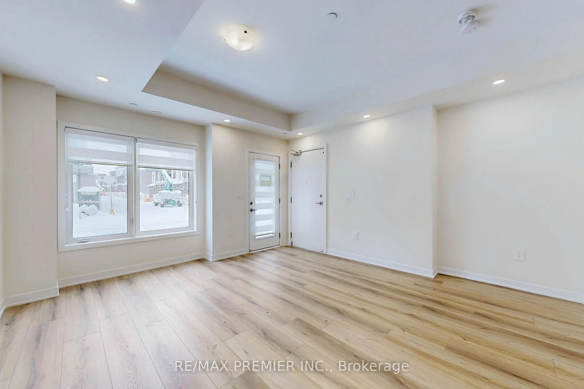 Photo 5 of Unit 329, 1695 Dersan Street, Pickering, Duffin Heights — HOMEH
