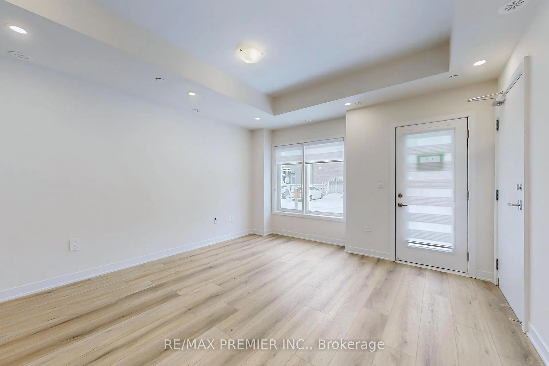 Photo 7 of Unit 329, 1695 Dersan Street, Pickering, Duffin Heights — HOMEH