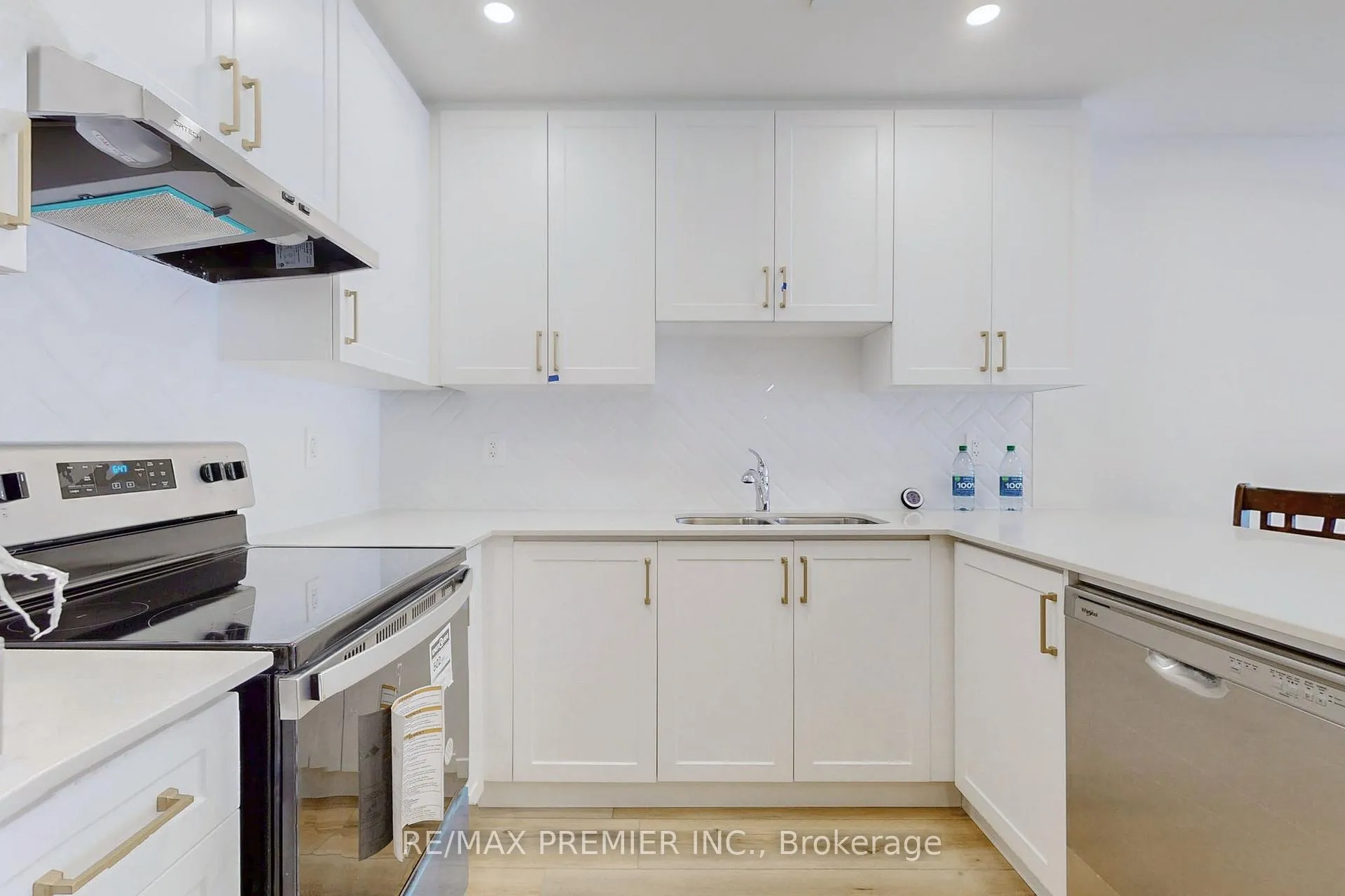 Photo 10 of Unit 329, 1695 Dersan Street, Pickering, Duffin Heights — HOMEH