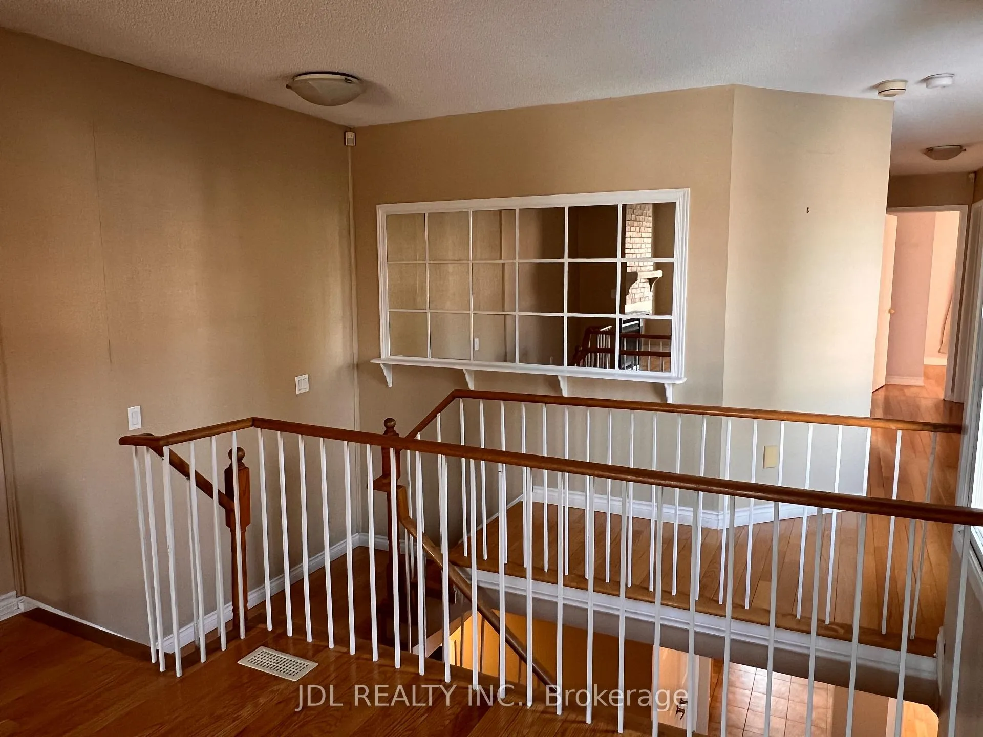 Photo 21 of 81 Gailcrest Circle, Vaughan, Crestwood-Springfarm-Yorkhill — HOMEH