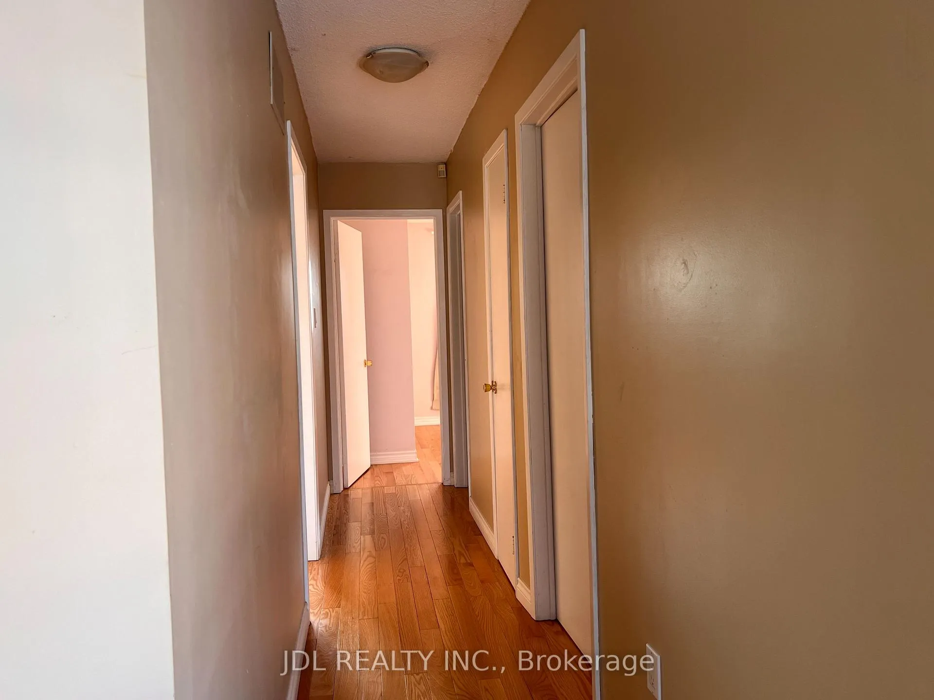 Photo 23 of 81 Gailcrest Circle, Vaughan, Crestwood-Springfarm-Yorkhill — HOMEH