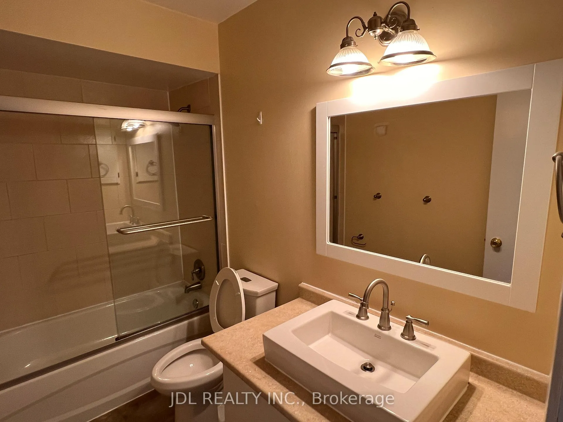 Photo 29 of 81 Gailcrest Circle, Vaughan, Crestwood-Springfarm-Yorkhill — HOMEH