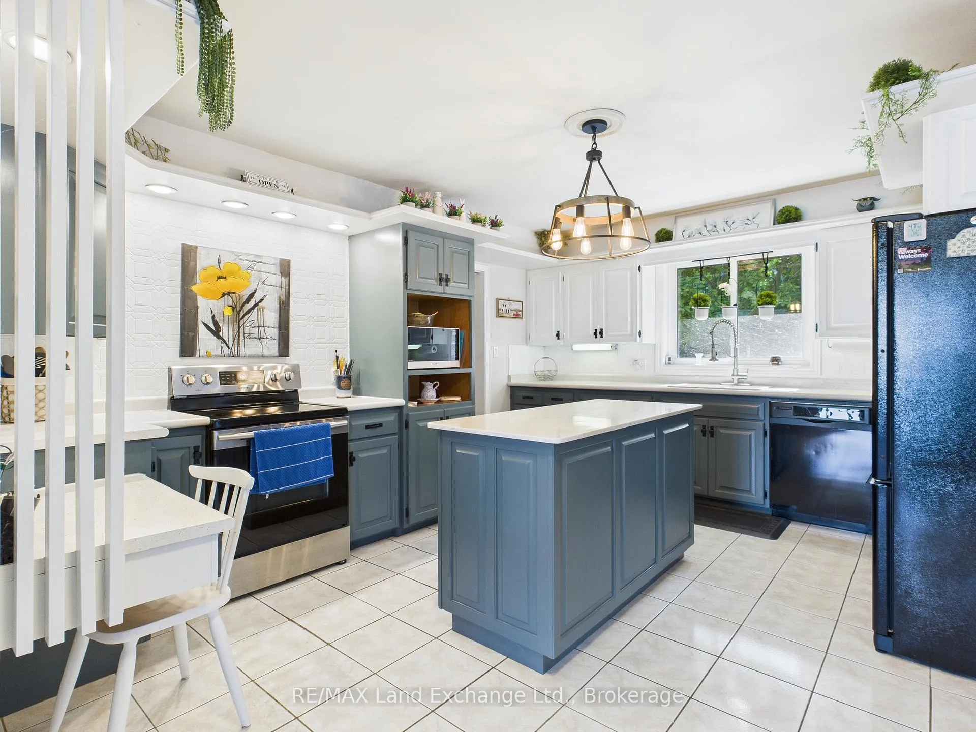 Photo 17 of 147 Goderich Street, Kincardine — HOMEH
