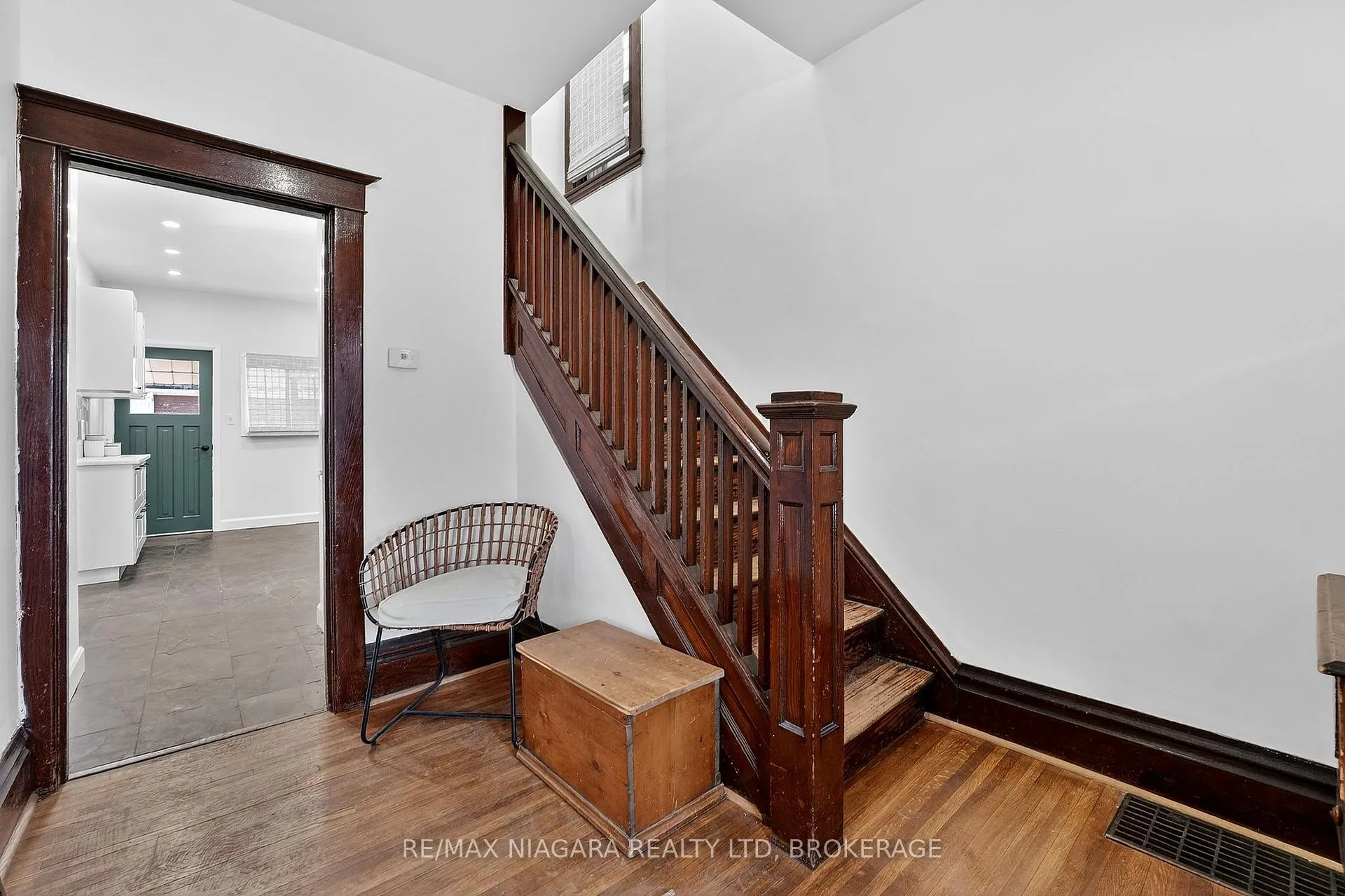 Photo 4 of 101 Lottridge Street, Hamilton, Stipley — HOMEH