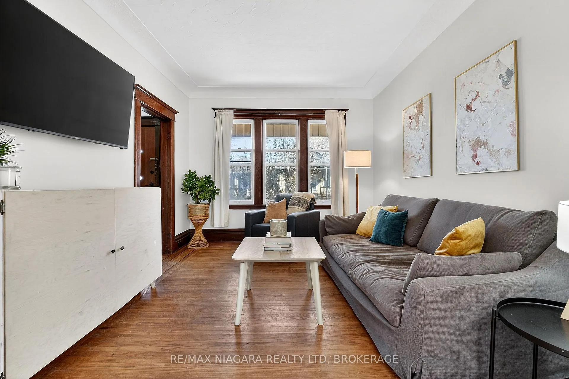 Photo 12 of 101 Lottridge Street, Hamilton, Stipley — HOMEH