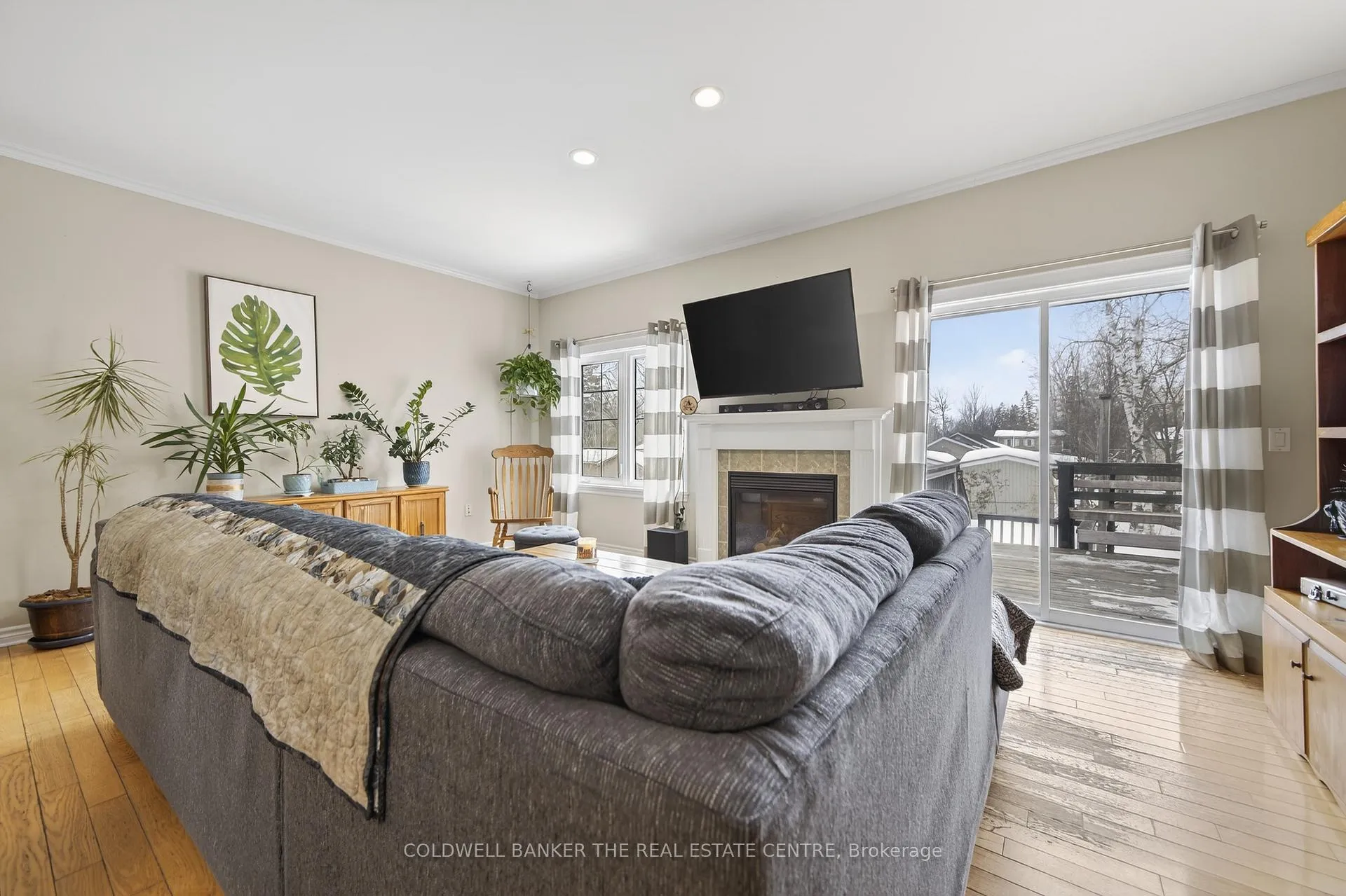 Photo 8 of 1061 Elm Road, Innisfil, Rural Innisfil — HOMEH