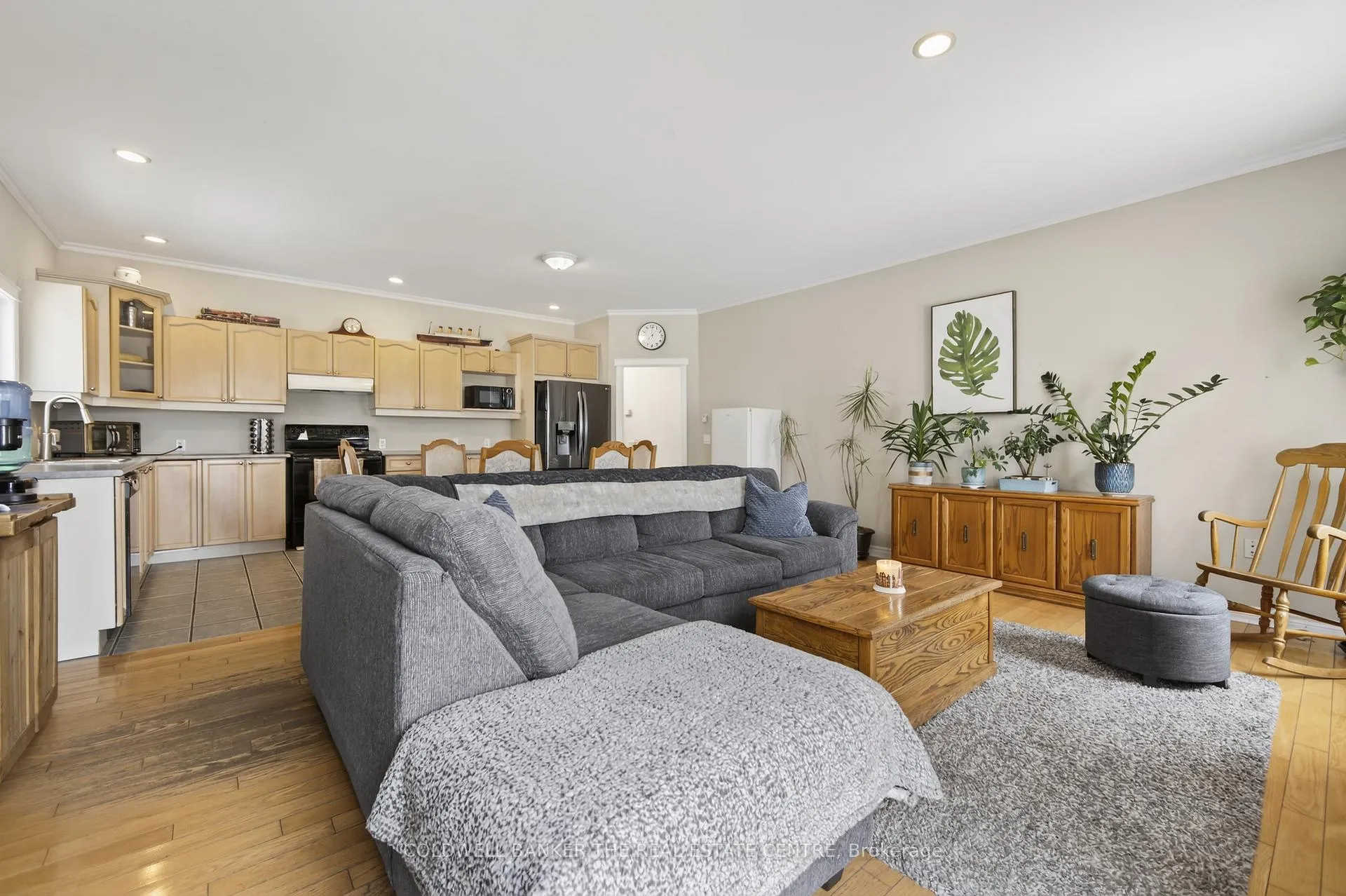 Photo 9 of 1061 Elm Road, Innisfil, Rural Innisfil — HOMEH
