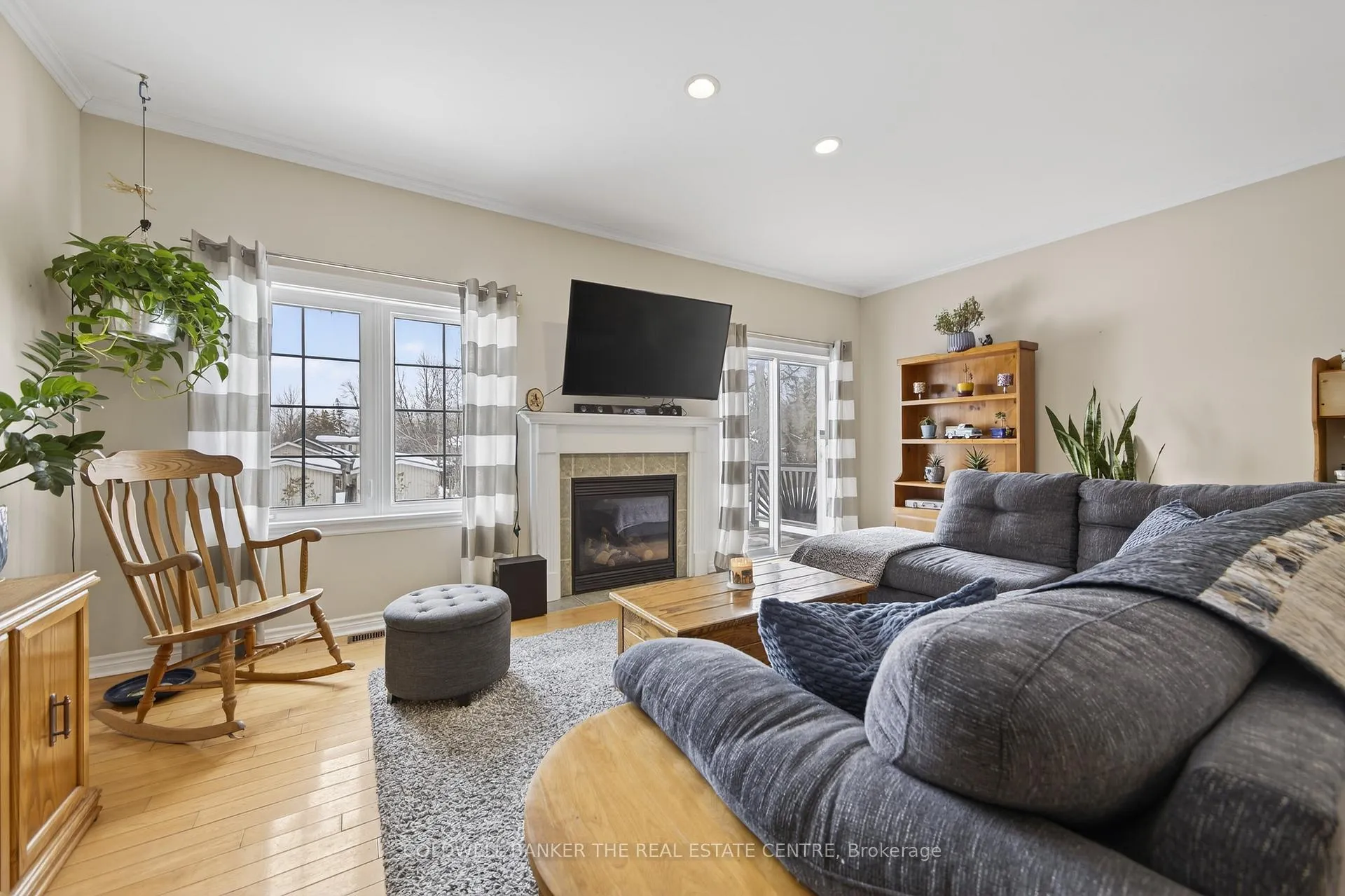 Photo 10 of 1061 Elm Road, Innisfil, Rural Innisfil — HOMEH