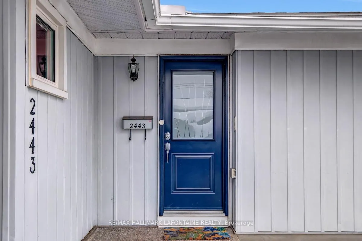 Photo 3 of 2443 Ogilvie Road, Ottawa, Beacon Hill North — HOMEH