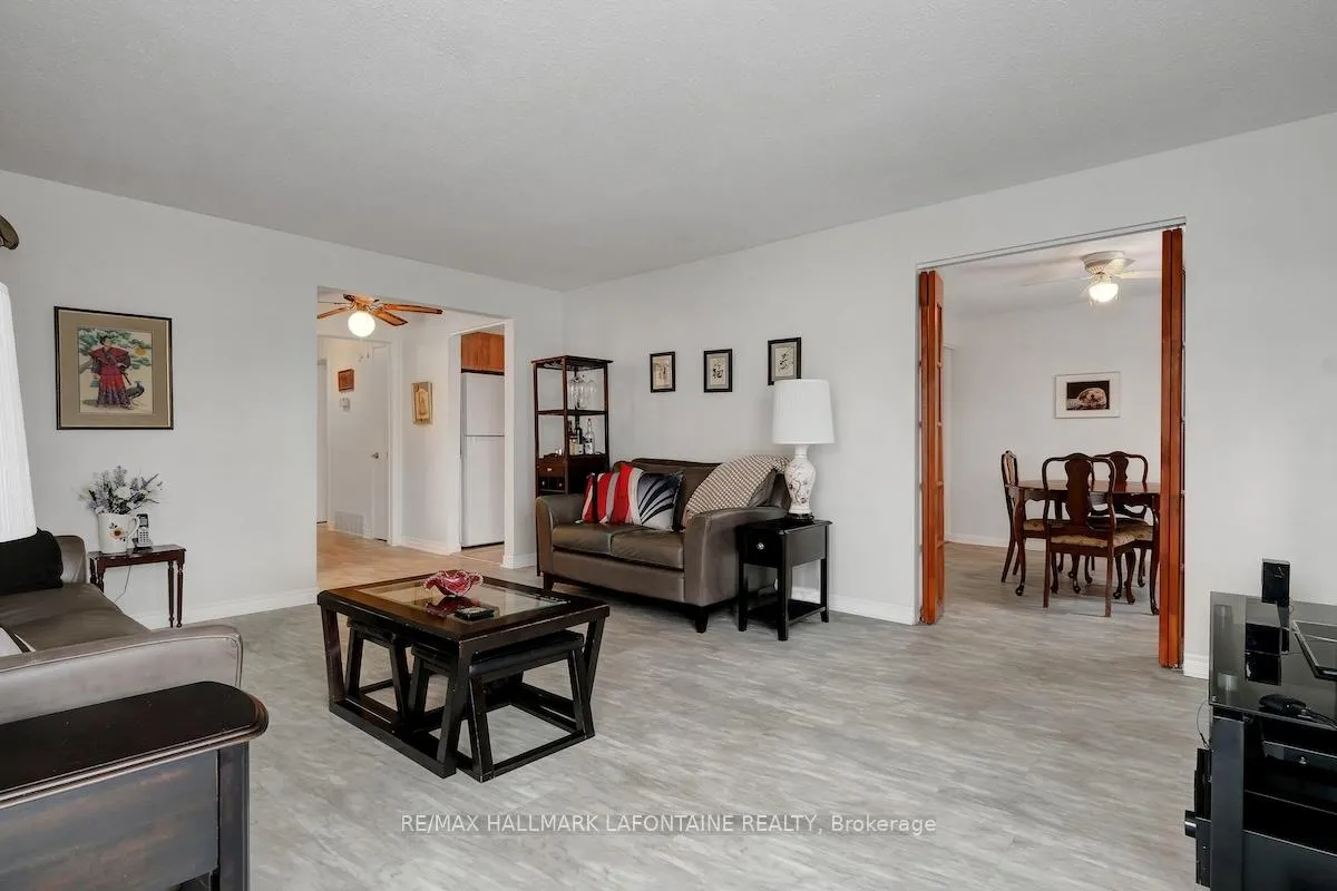 Photo 7 of 2443 Ogilvie Road, Ottawa, Beacon Hill North — HOMEH