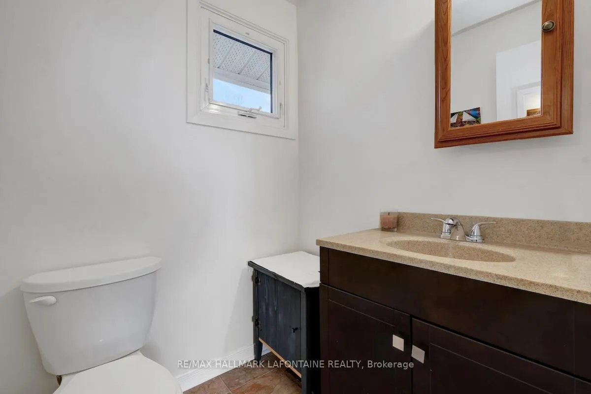 Photo 19 of 2443 Ogilvie Road, Ottawa, Beacon Hill North — HOMEH