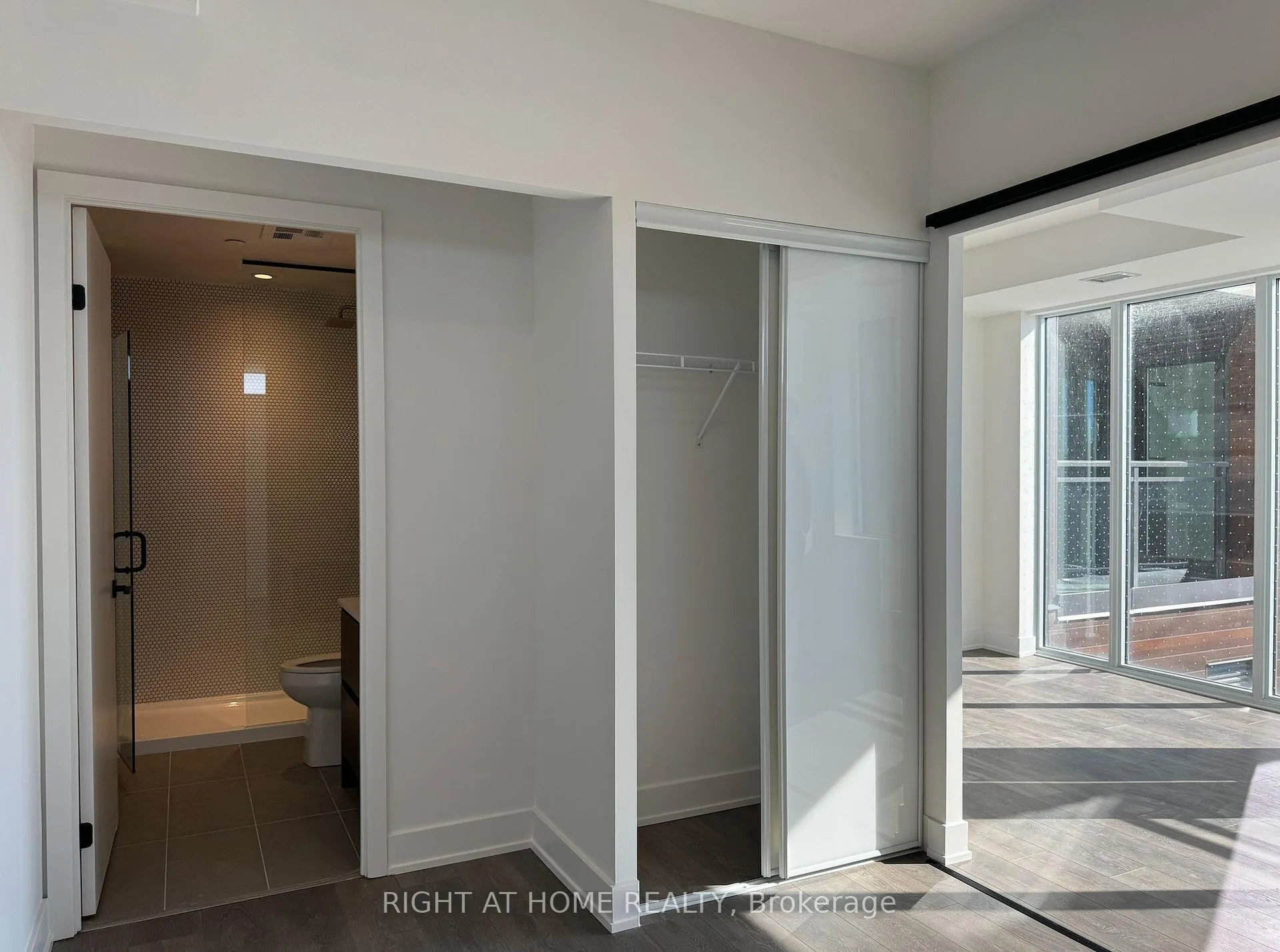Photo 11 of Unit 301, 1285 Queen Street E, Toronto, Greenwood-Coxwell — HOMEH