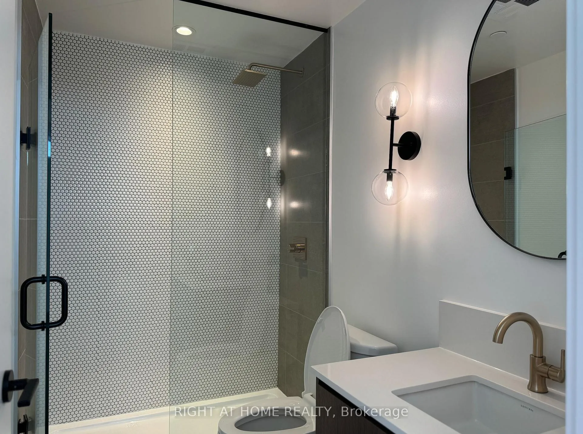 Photo 12 of Unit 301, 1285 Queen Street E, Toronto, Greenwood-Coxwell — HOMEH