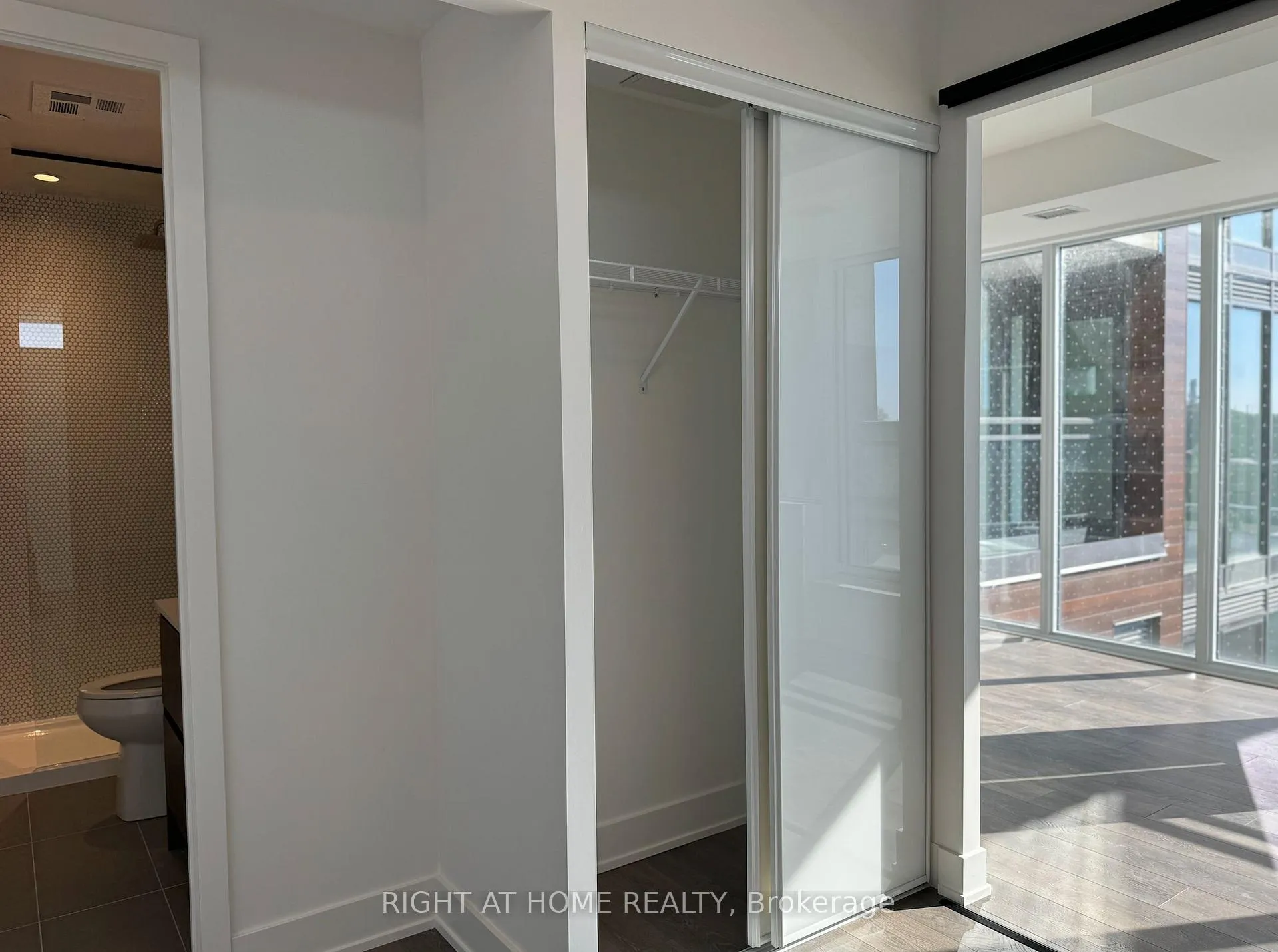 Photo 14 of Unit 301, 1285 Queen Street E, Toronto, Greenwood-Coxwell — HOMEH